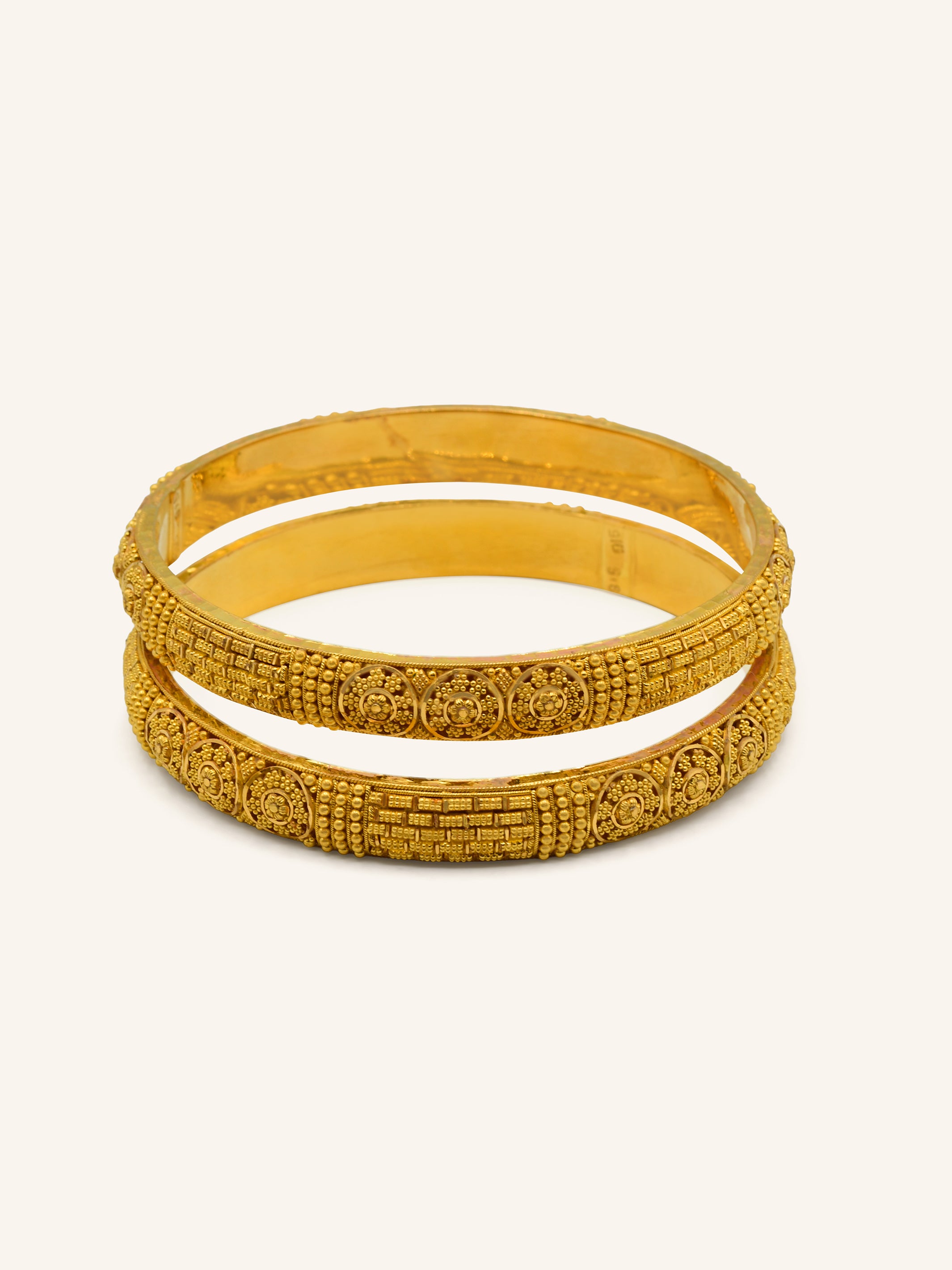 22ct Gold 2 Piece Bangle 47.95 GMS 2.7 - Roop Darshan