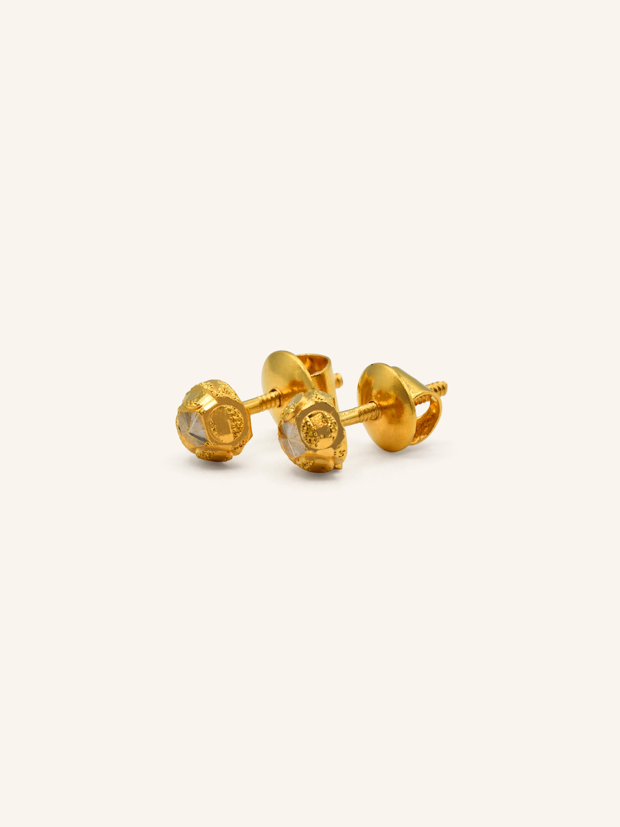 22ct Gold Stud Earrings 2.49 GMS - Roop Darshan