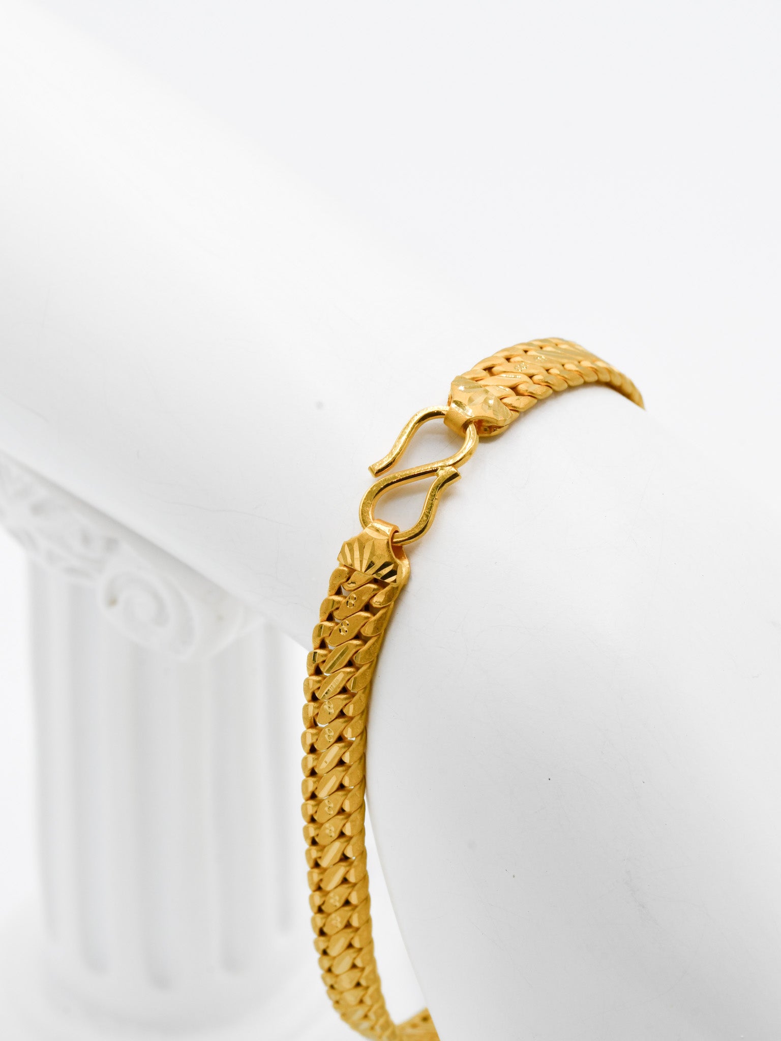 22Ct Gold Hollow Bracelet