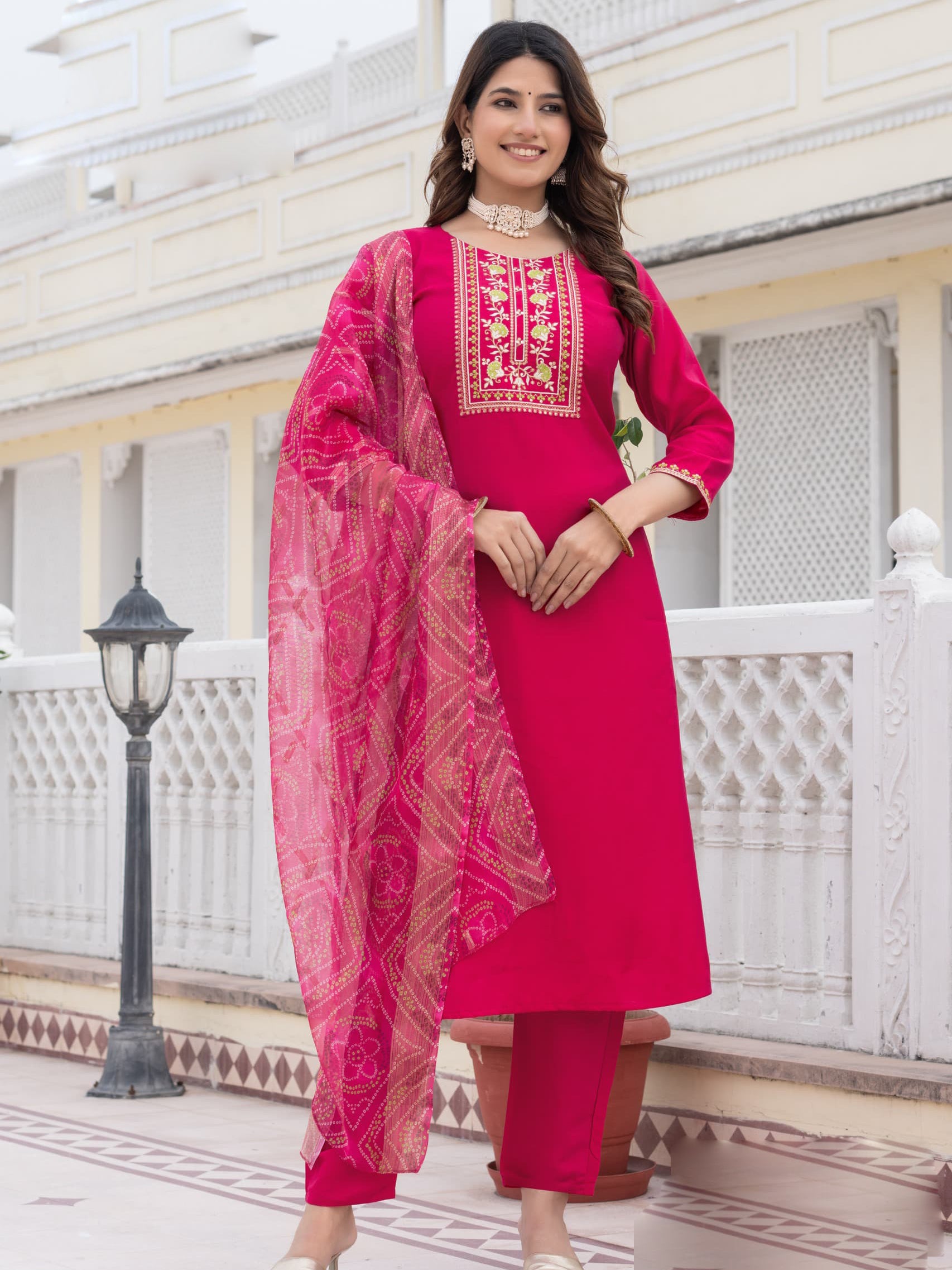 Riya Kamiz & Pant