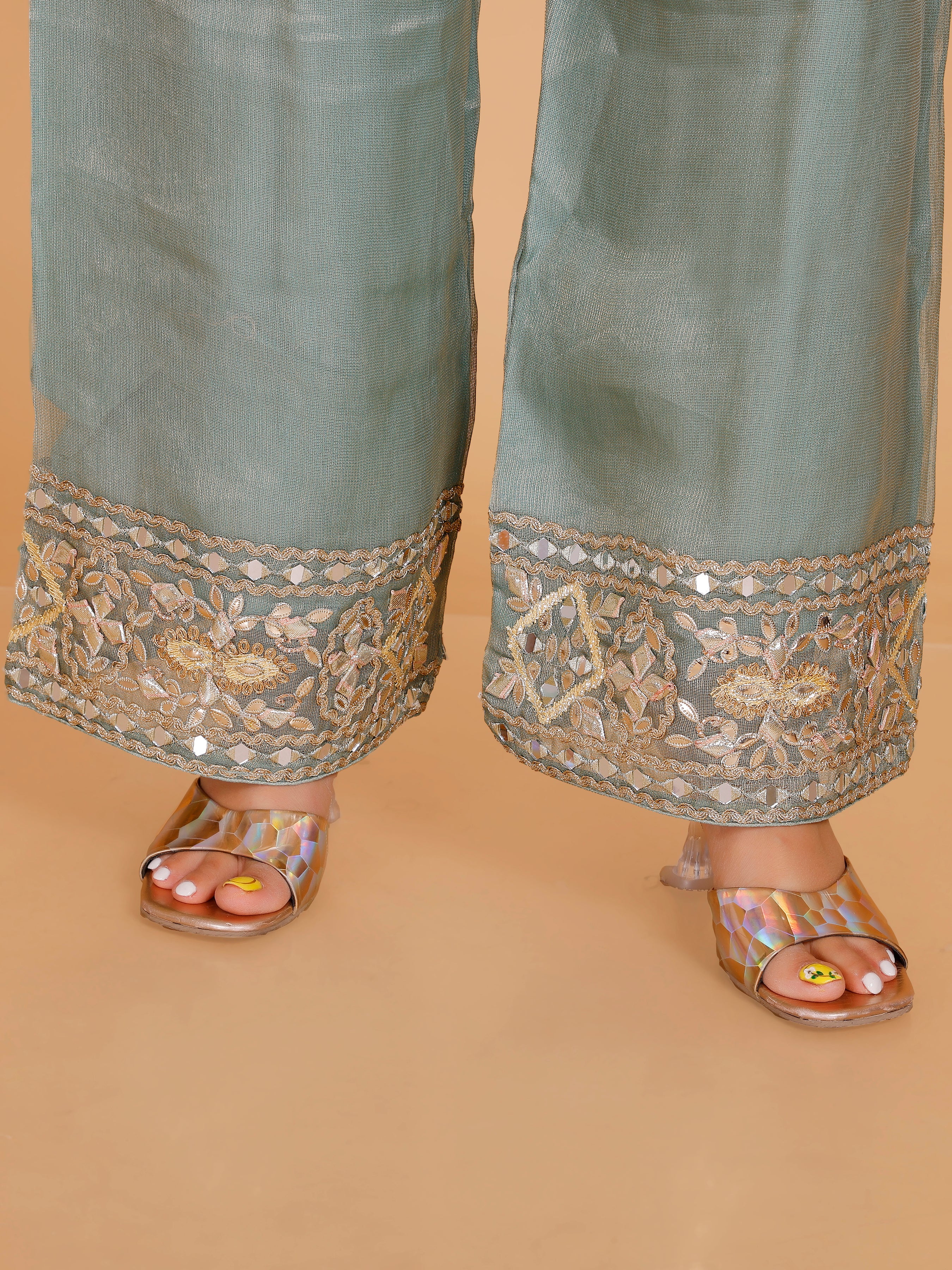 Ziya Straight Suit