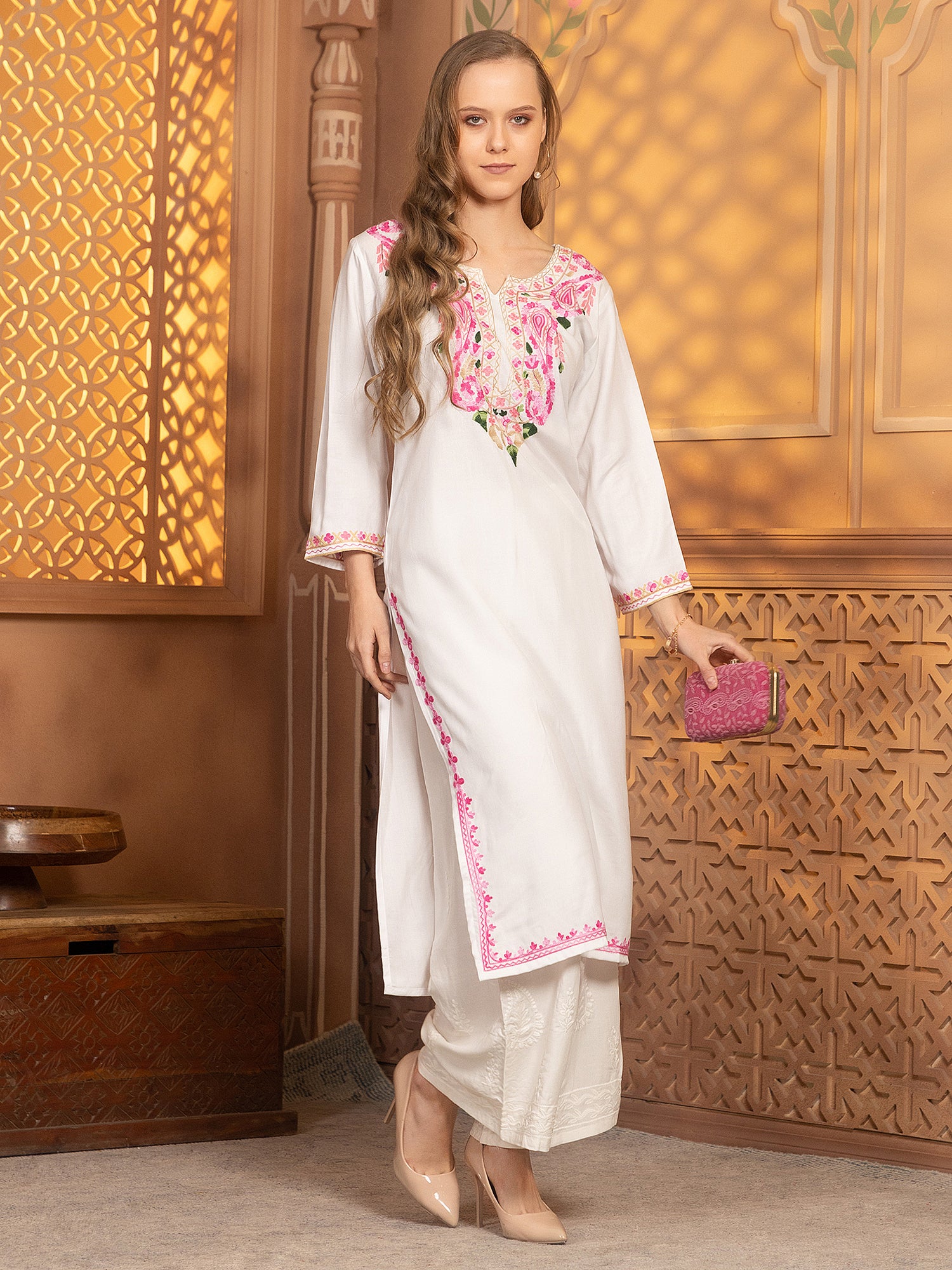 Nisha Kurti