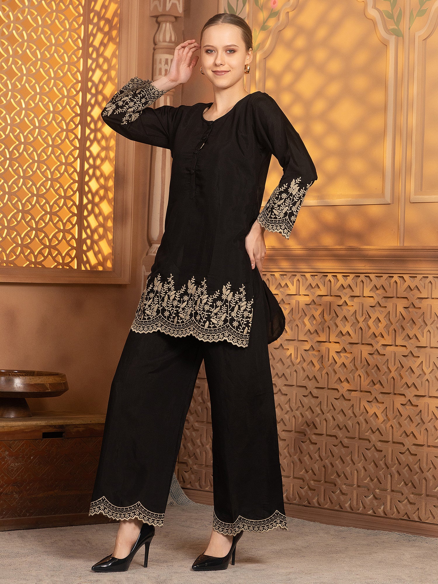 Kanika Kurti With Pant