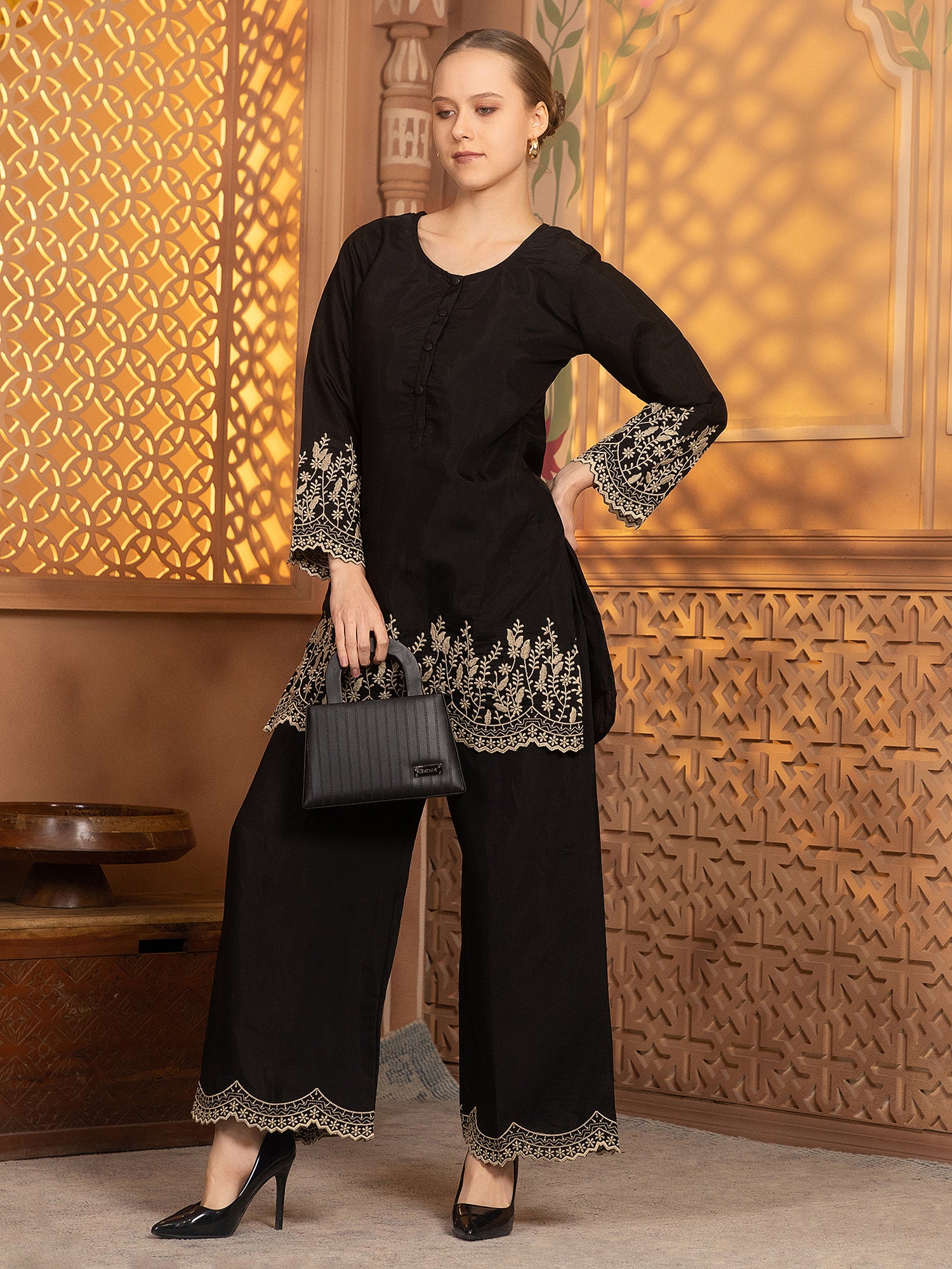 Kanika Kurti With Pant
