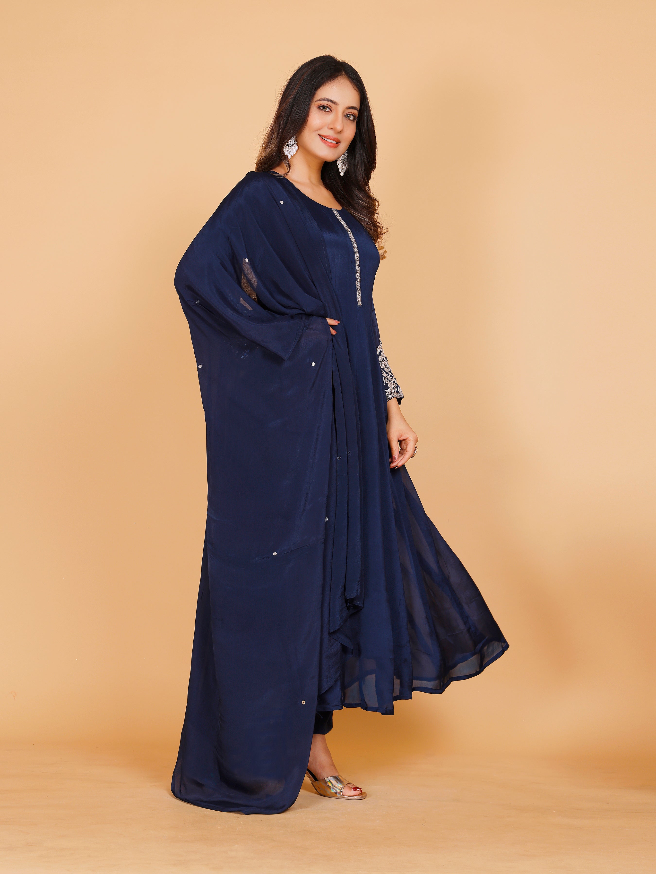 Kesri Kamiz & Pant - Roop Darshan