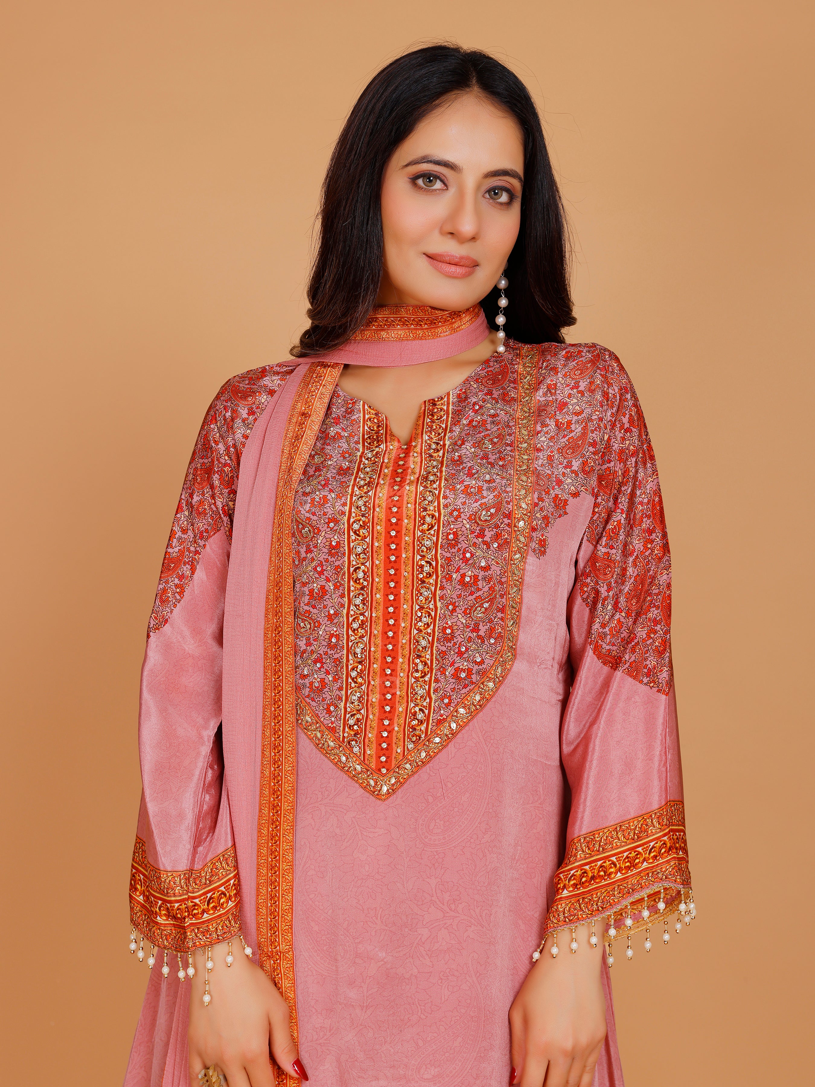 Sharvani Kamiz & Pant - Roop Darshan