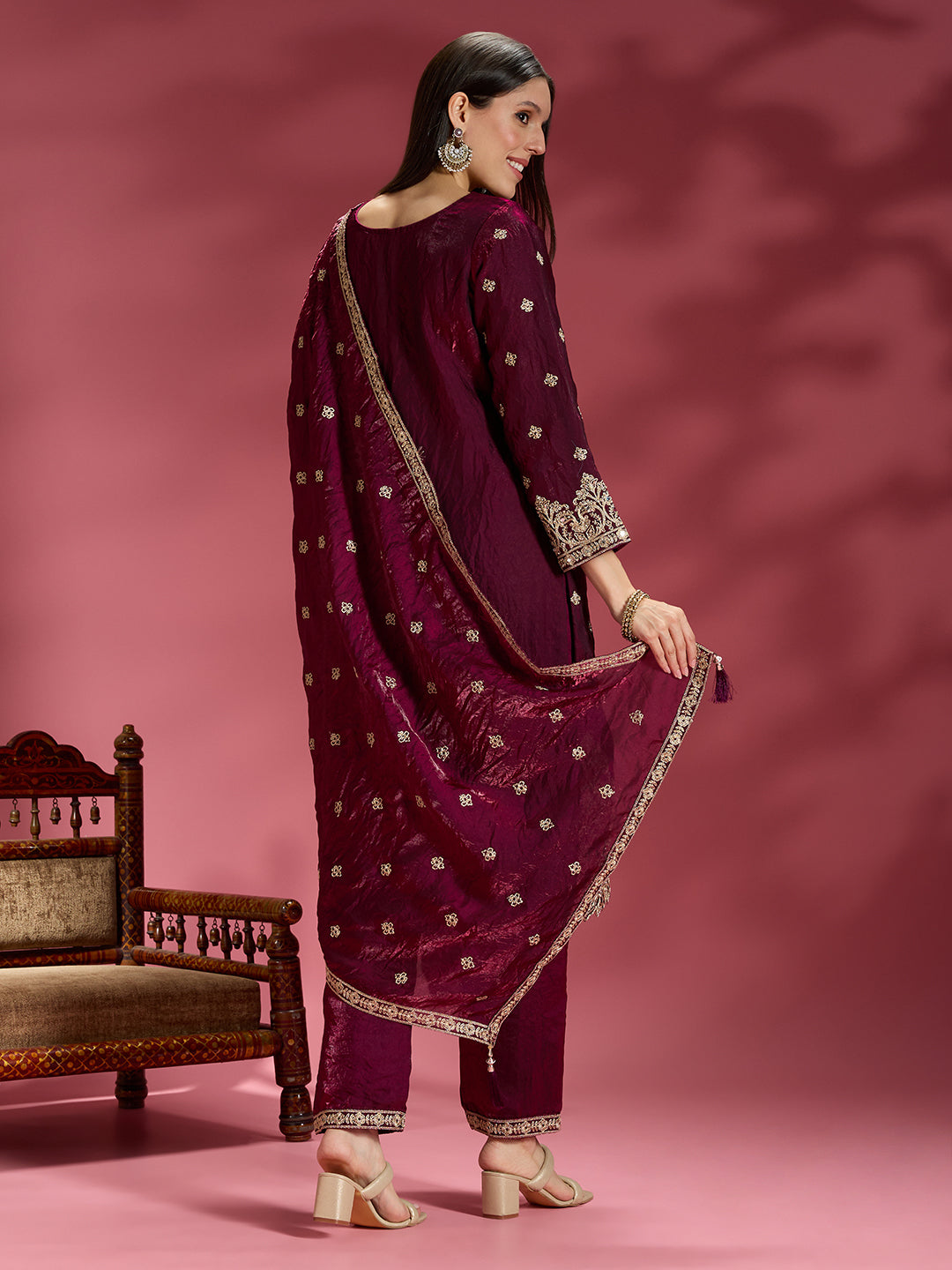Amina Organza Kamiz & Pant