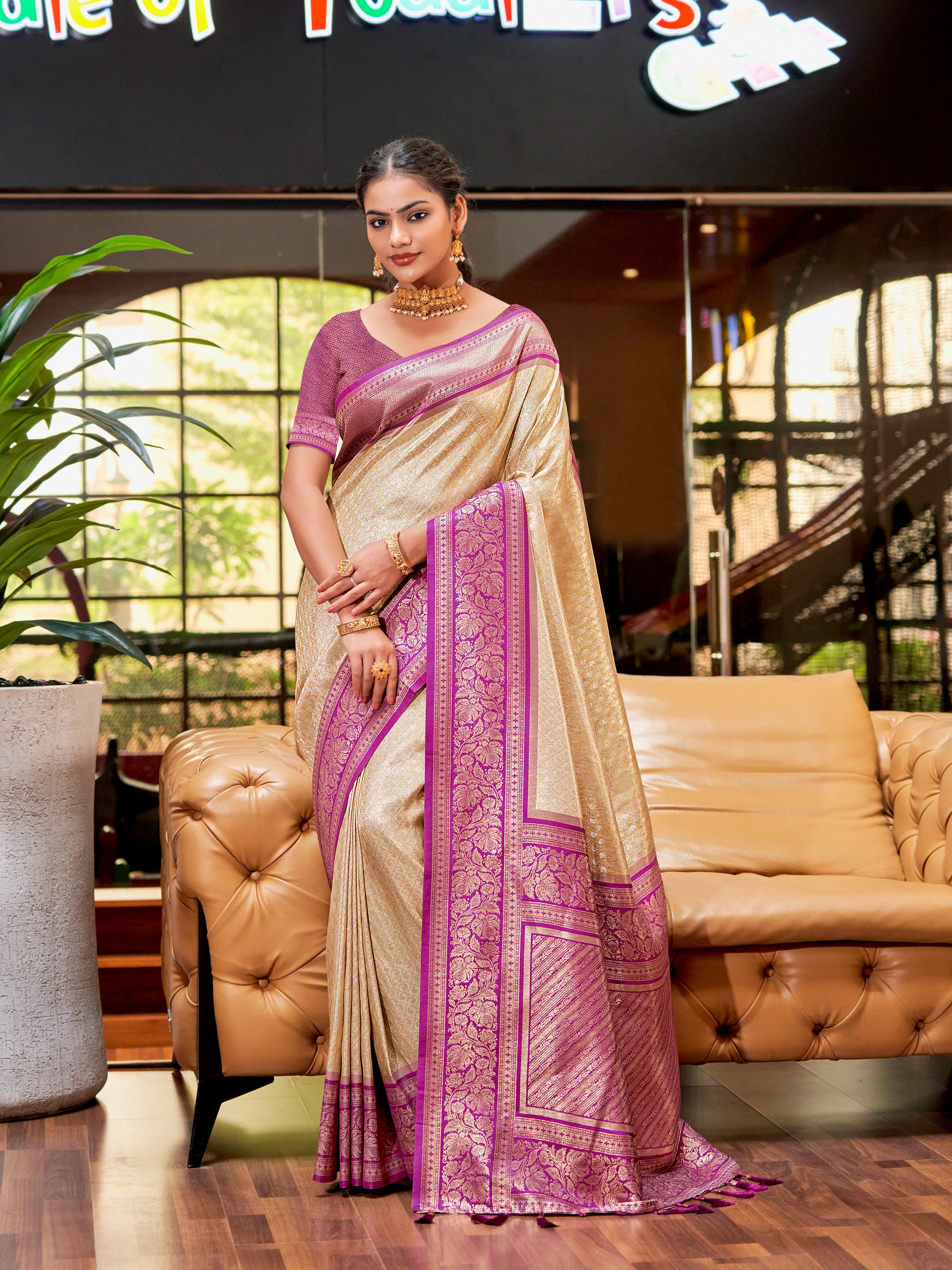 Shree Saree - Roop Darshan