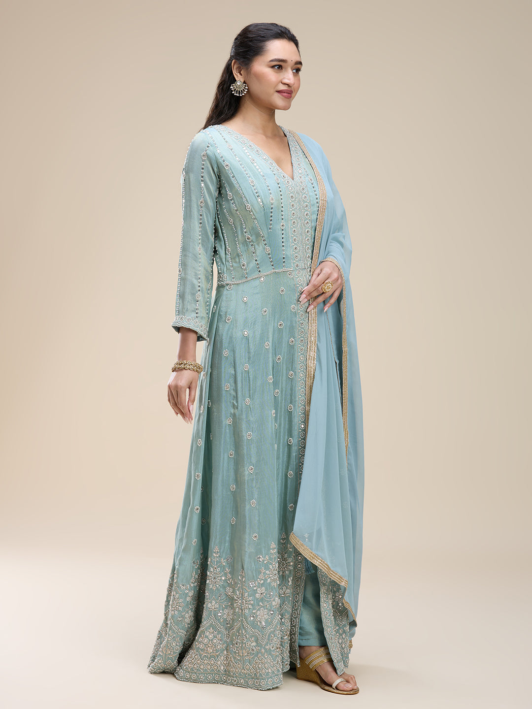 Veena Flair Suit - Roop Darshan