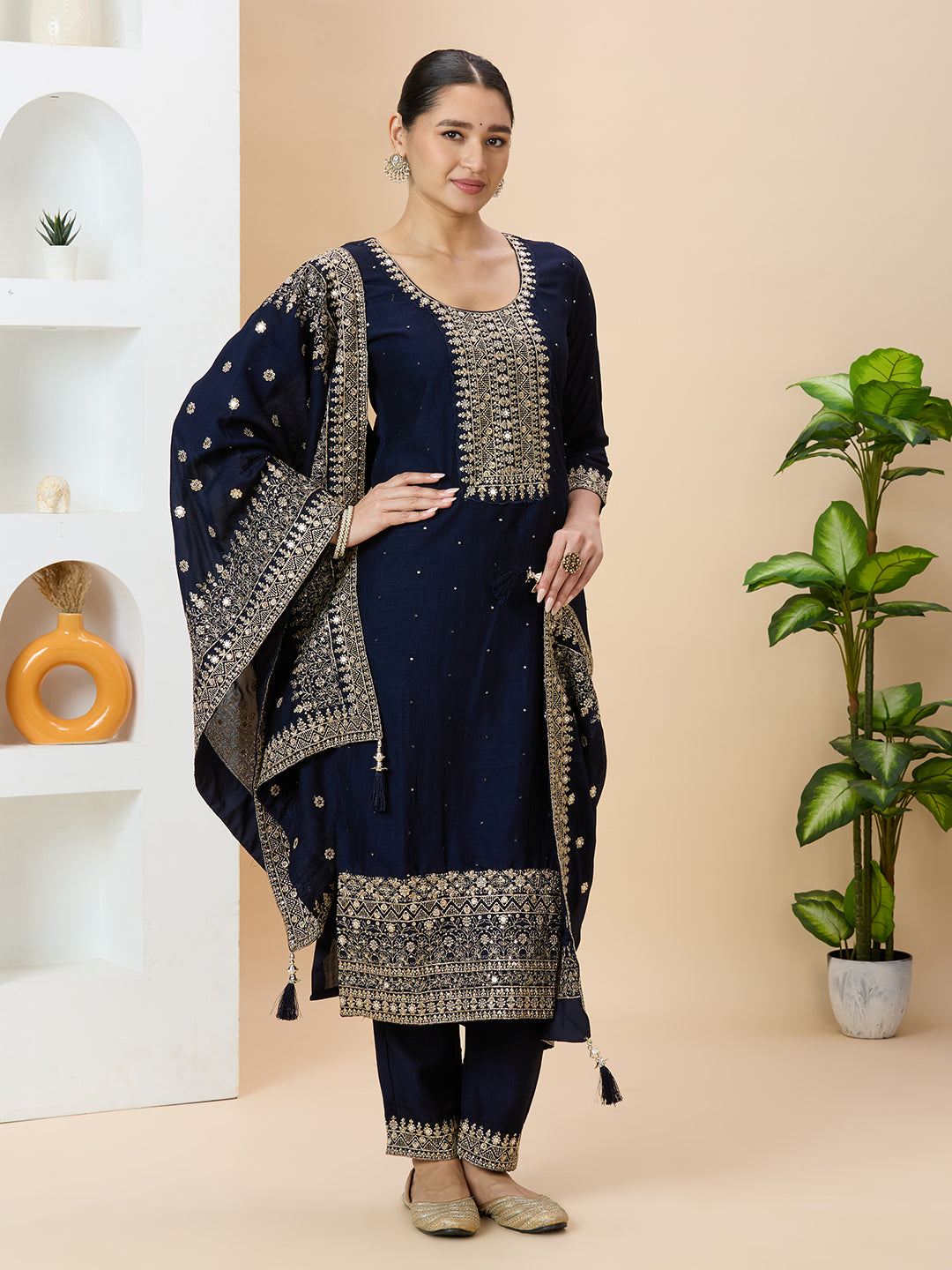 Manya Kamiz & Pant - Roop Darshan