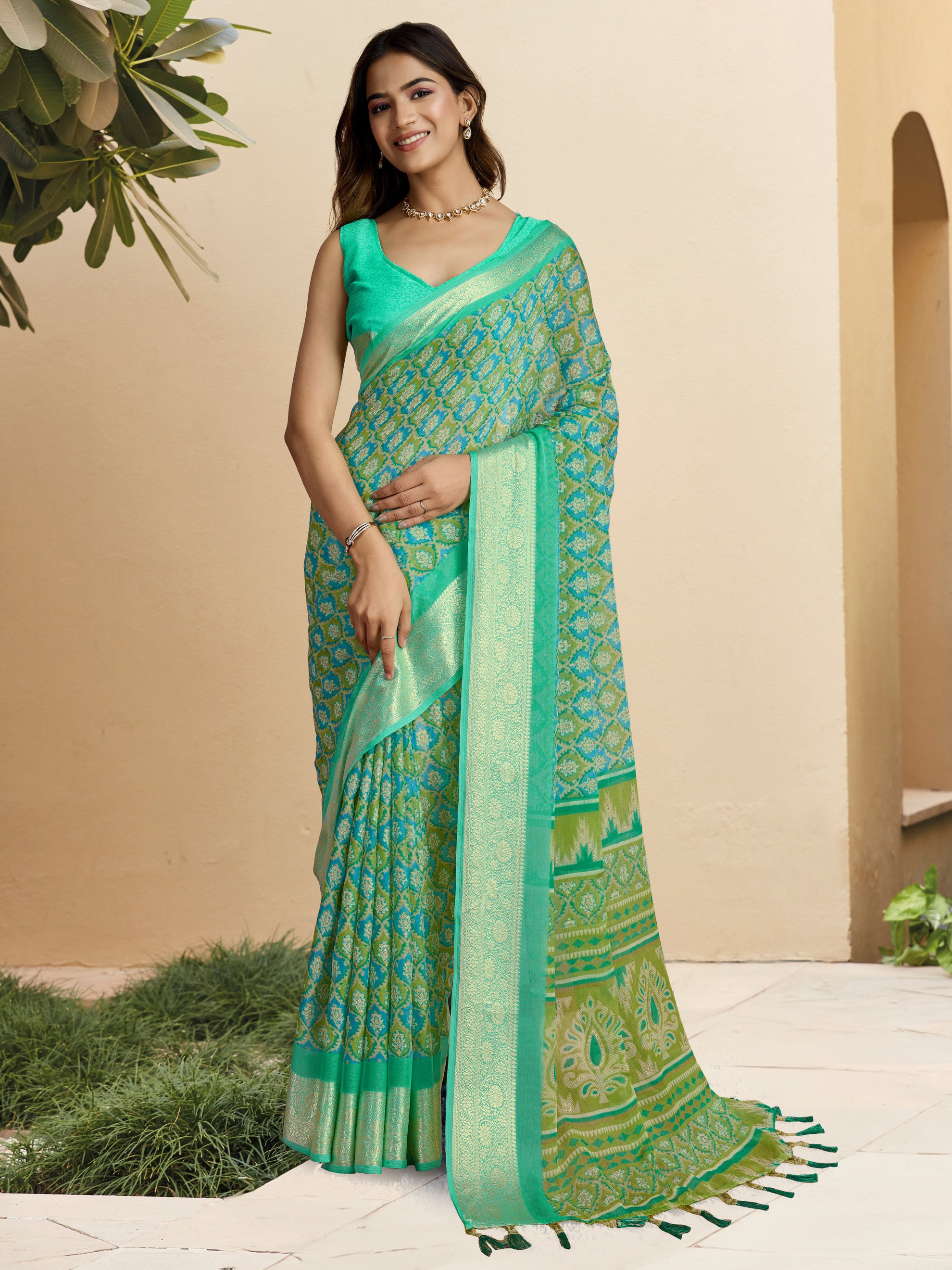 Abhisha Saree - Roop Darshan