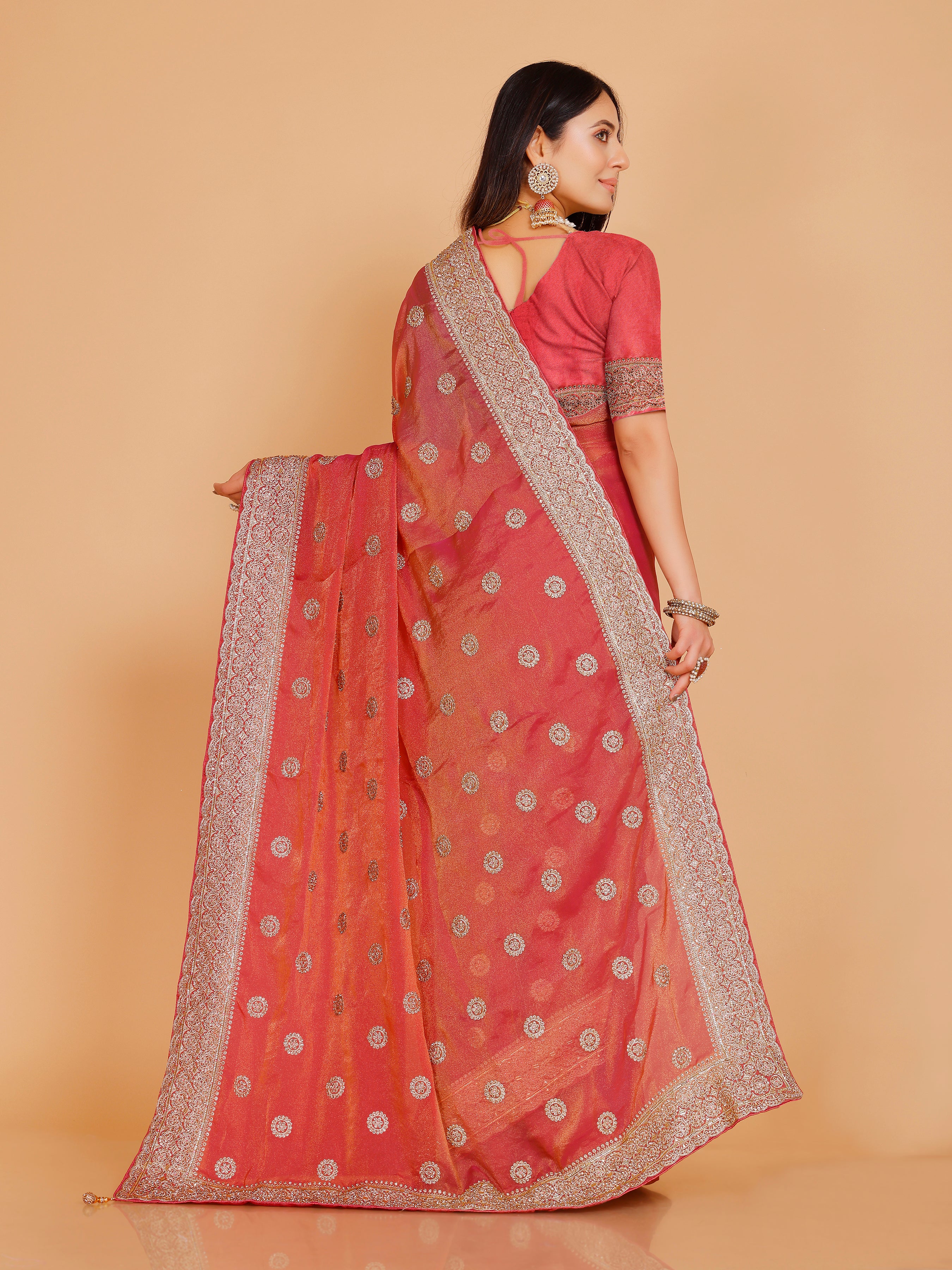 Shivali Saree