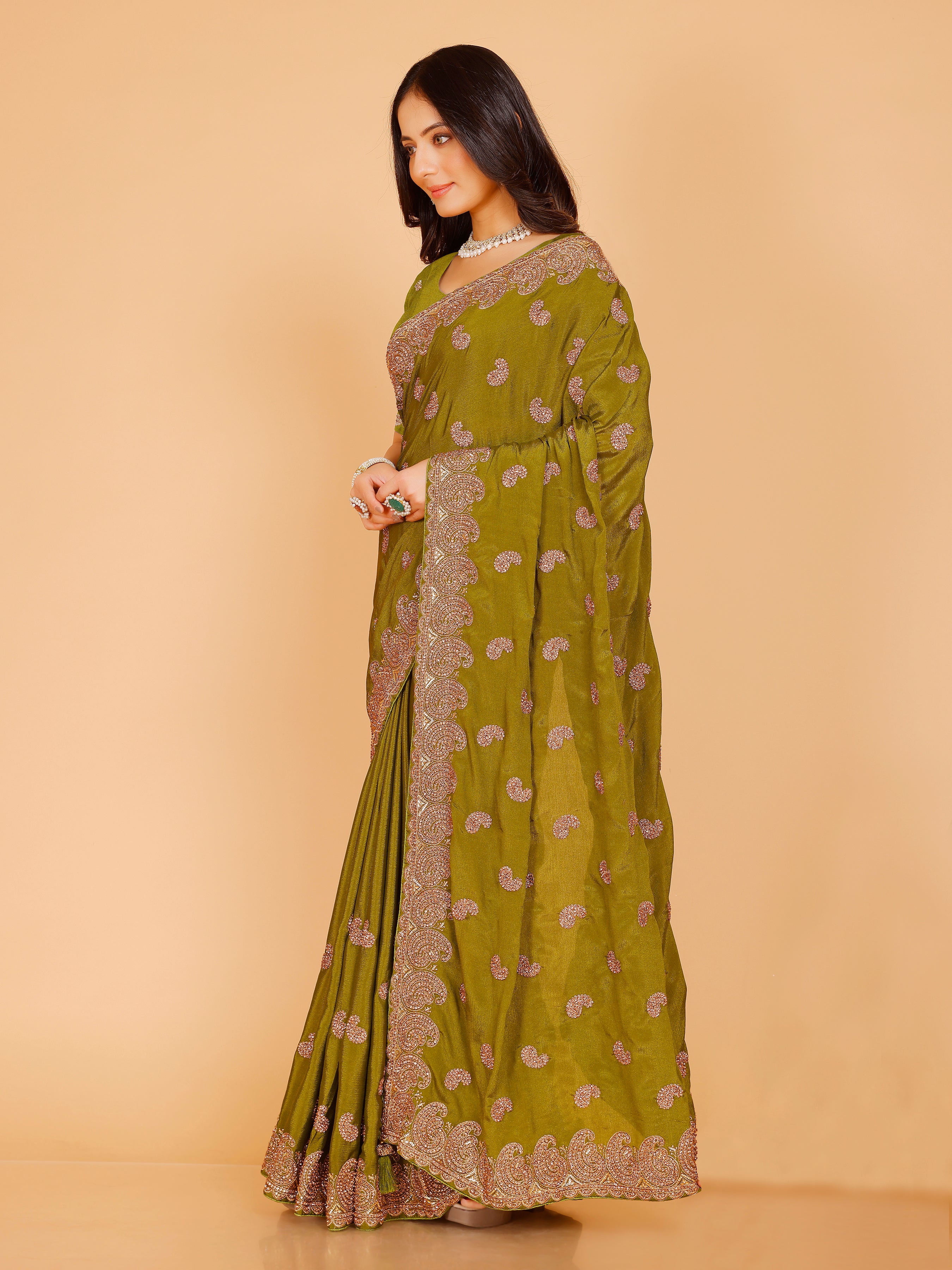 Devi Saree