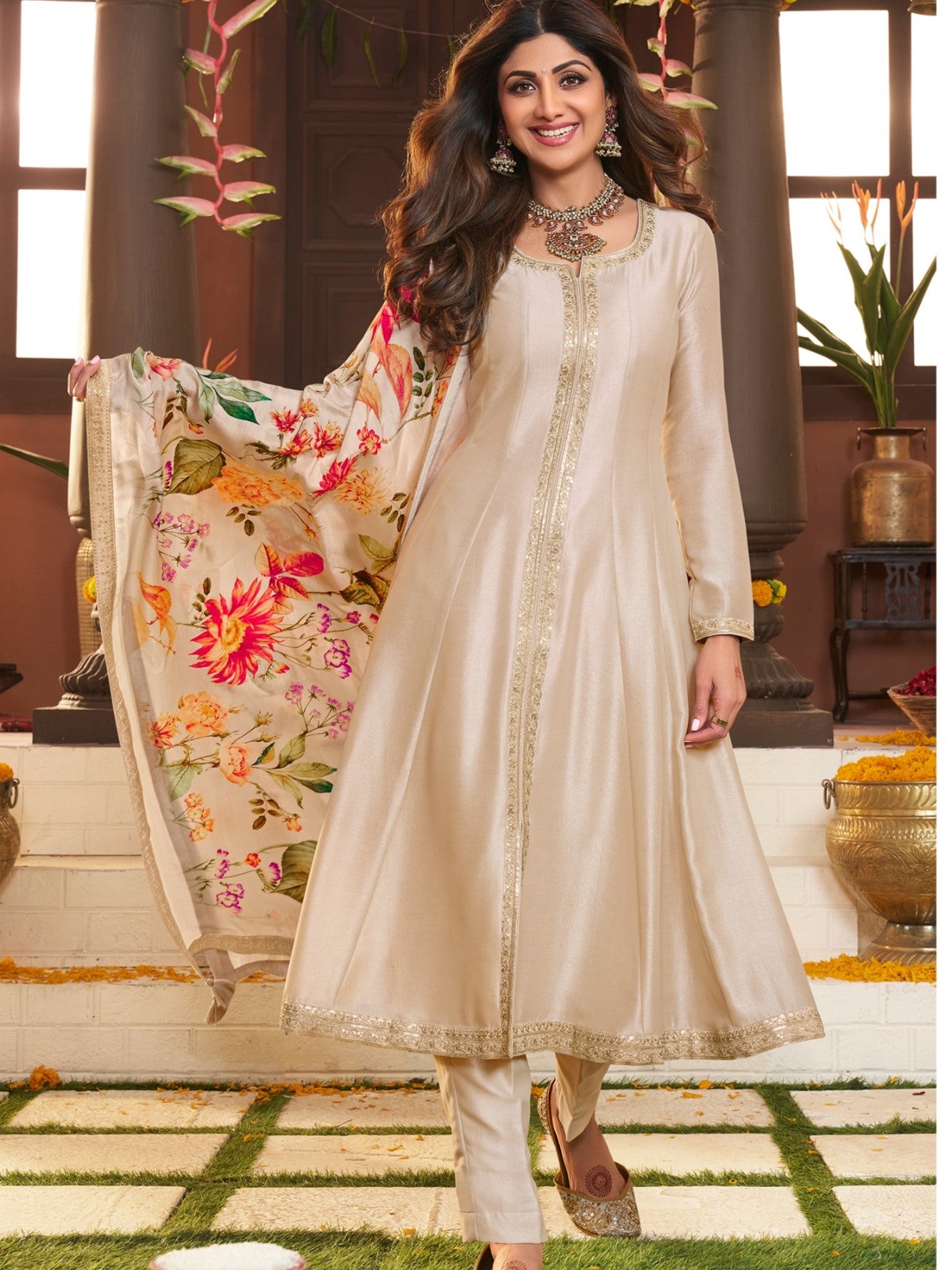Mahira Flair Kamiz & Pant - Roop Darshan