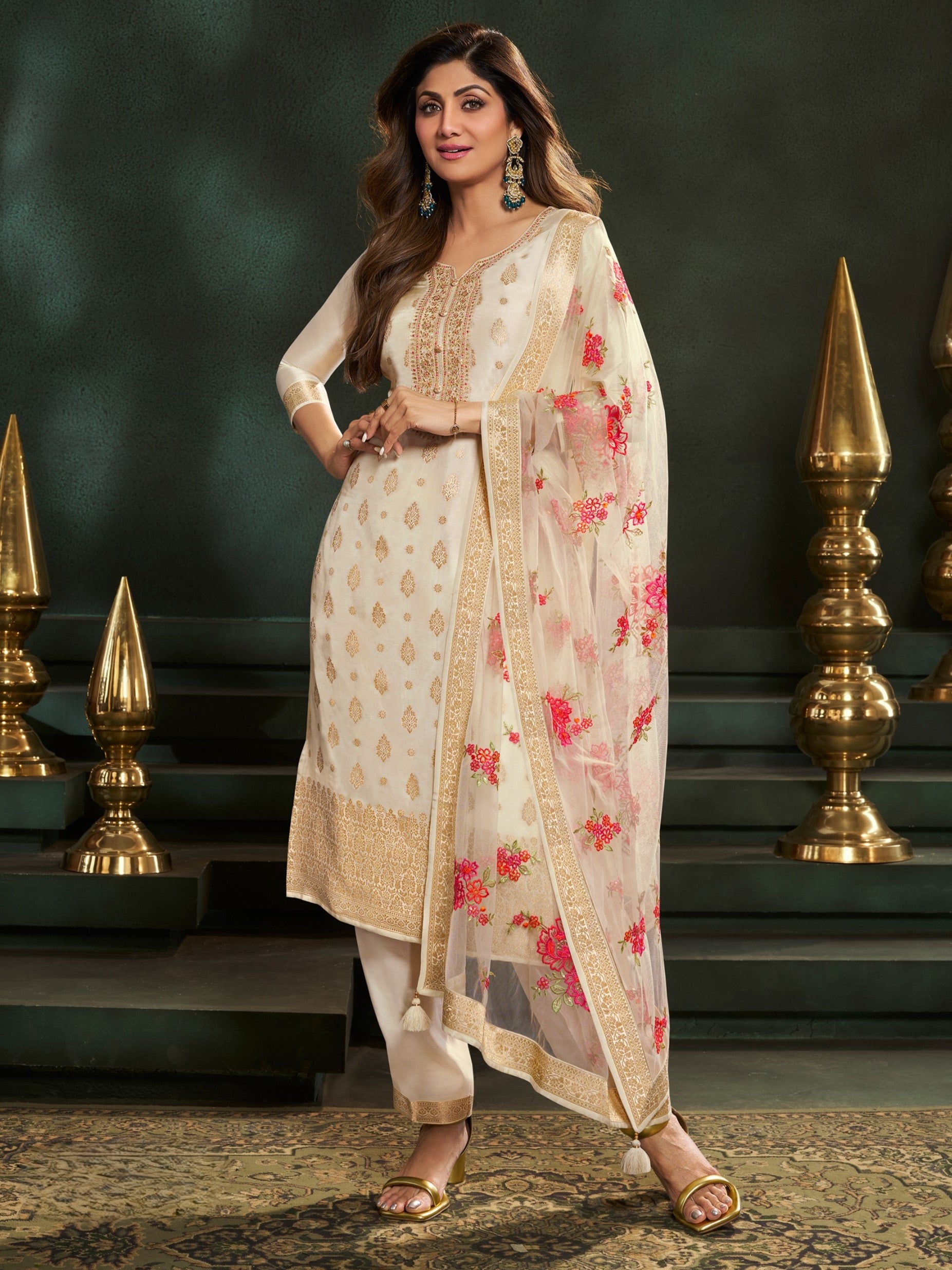 Shyla Kamiz & Pant - Roop Darshan