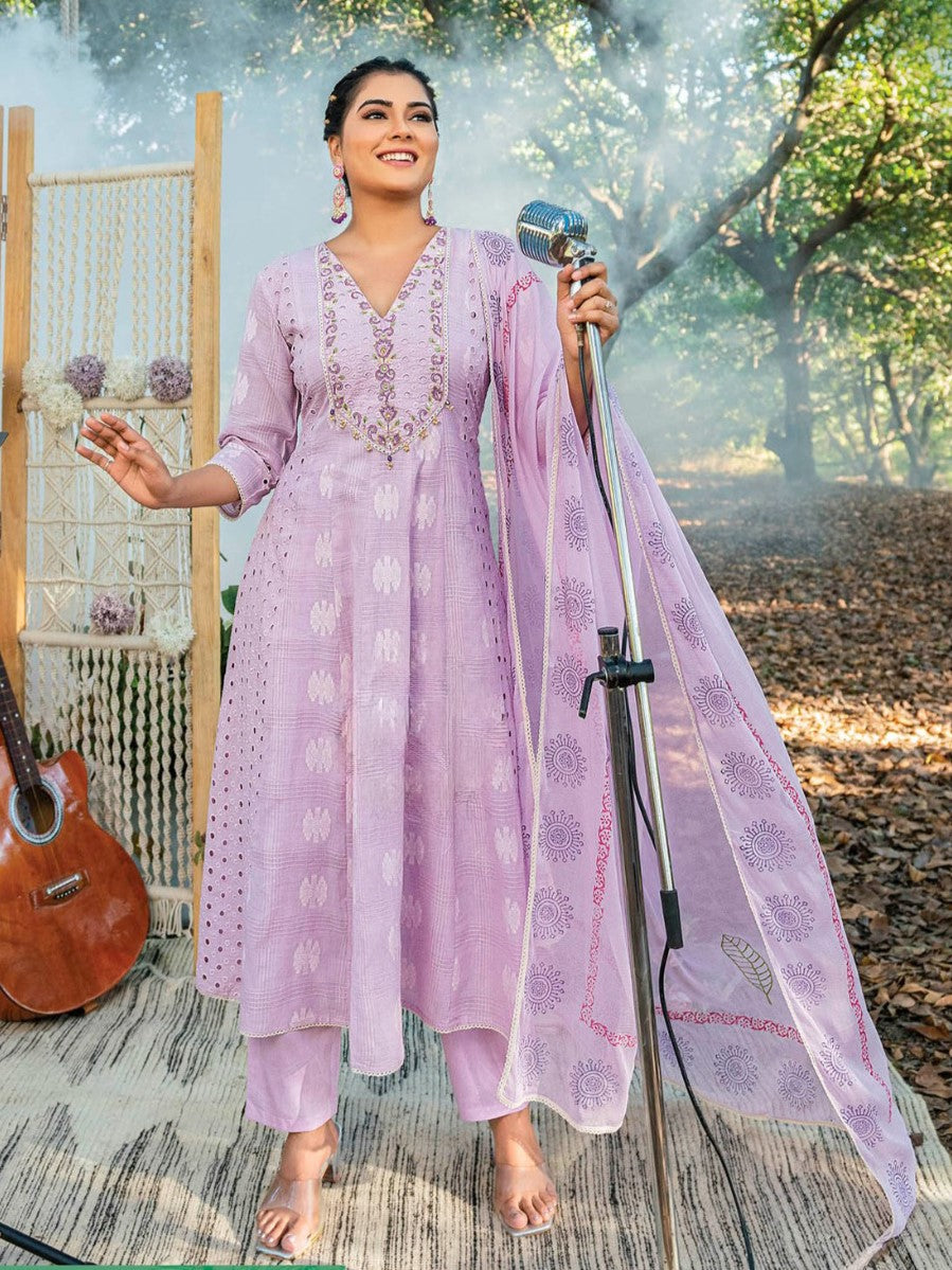 Aashvi Flair Kamiz & Pant - Roop Darshan