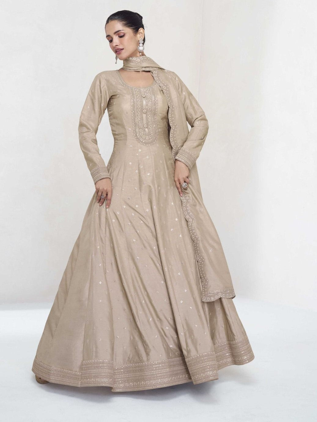 Nisha Gown With Dupatta - Roop Darshan