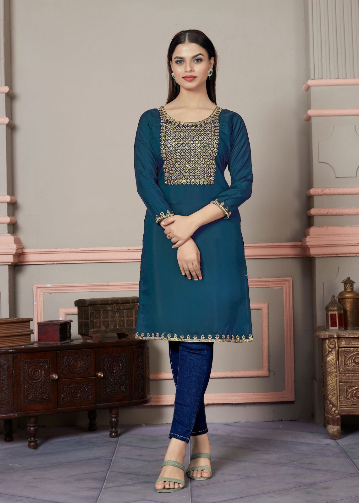 Keshvi Kurti - Roop Darshan