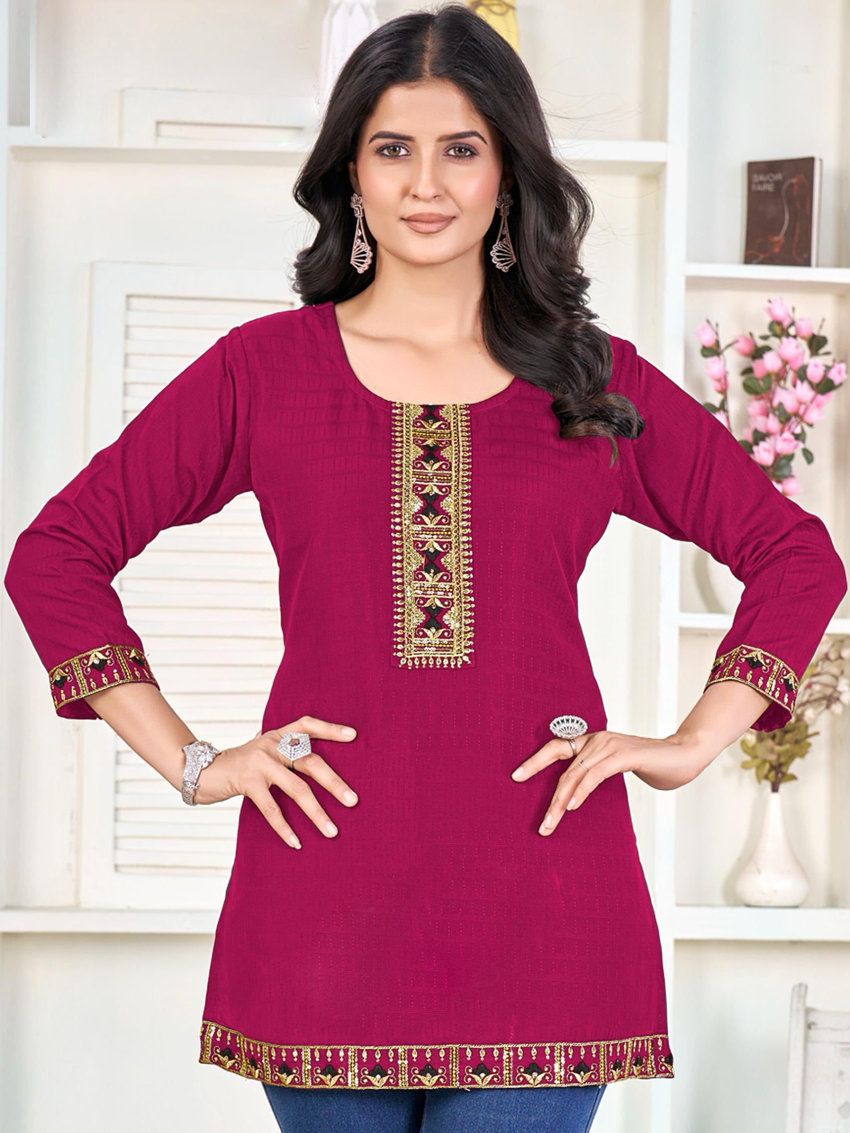 Priya Kurti