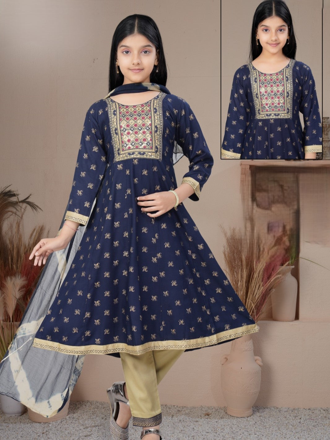 Freya Flair Suit - Roop Darshan