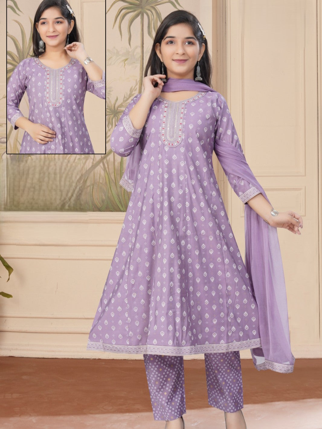 Swara Flair Suit - Roop Darshan