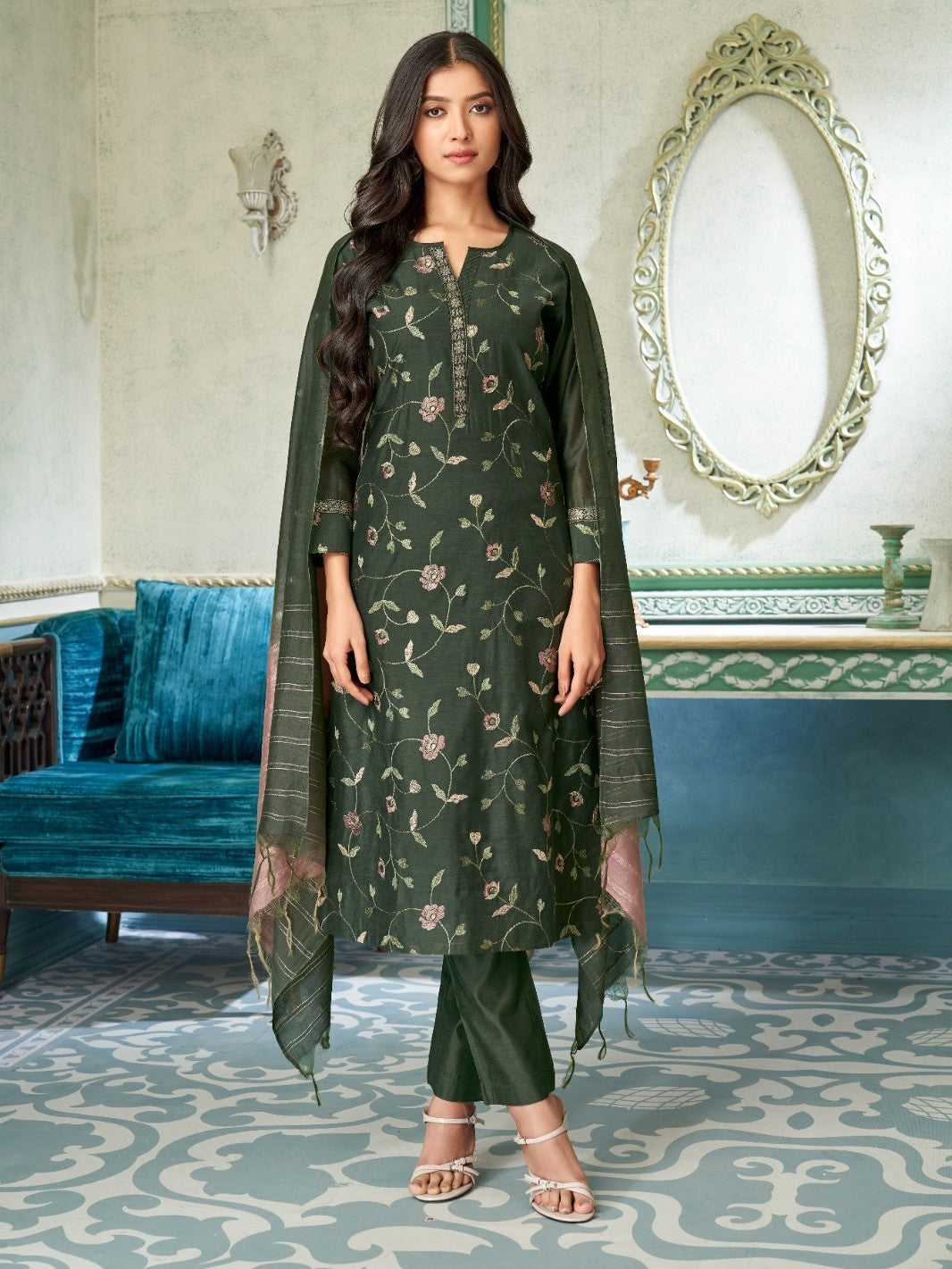 Zoya Kamiz & Pant