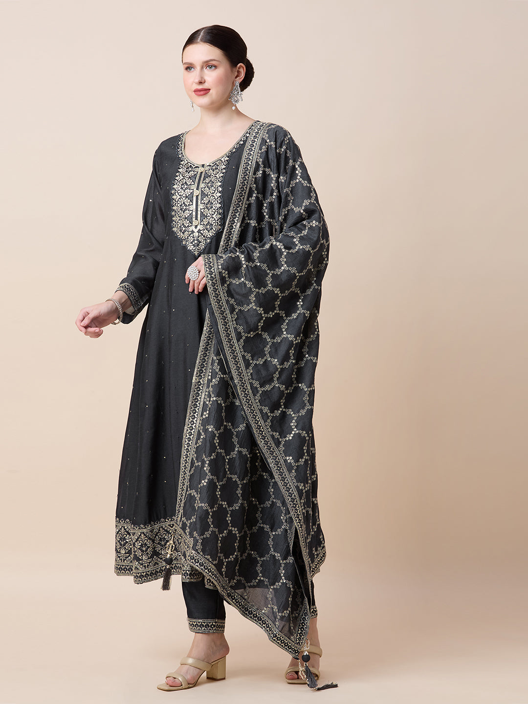 Keshni Flair Suit - Roop Darshan