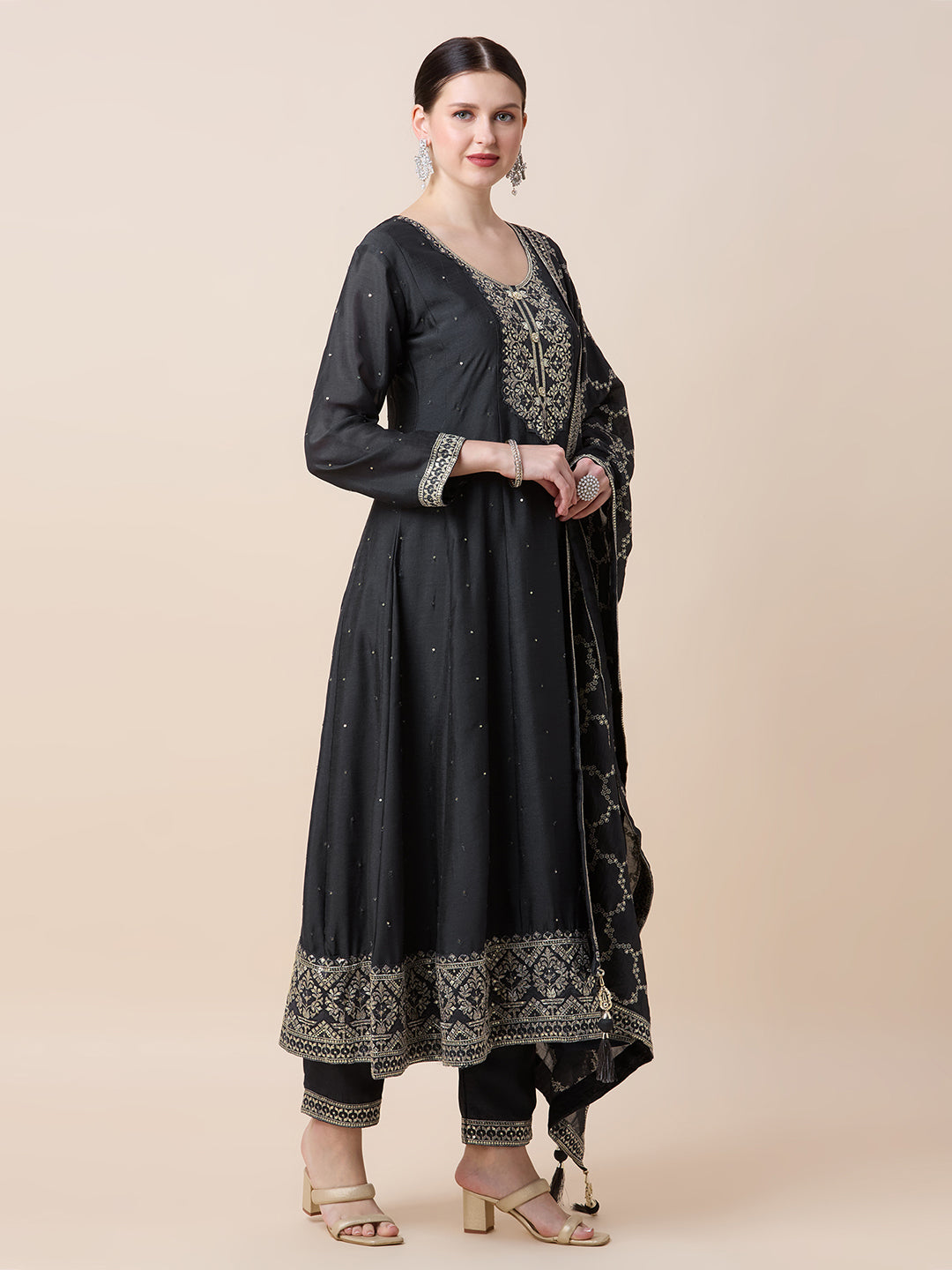 Keshni Flair Suit - Roop Darshan