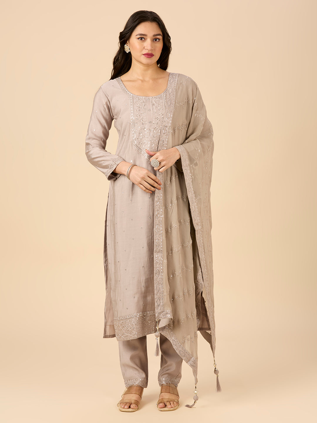 Noor Kamiz & Pant - Roop Darshan