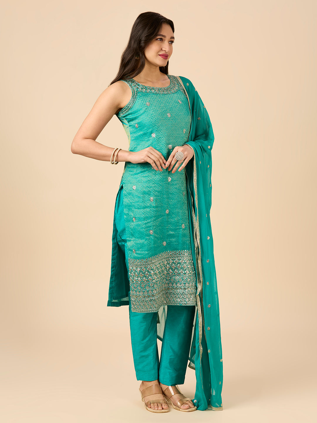 Tanya Kamiz & Pant - Roop Darshan
