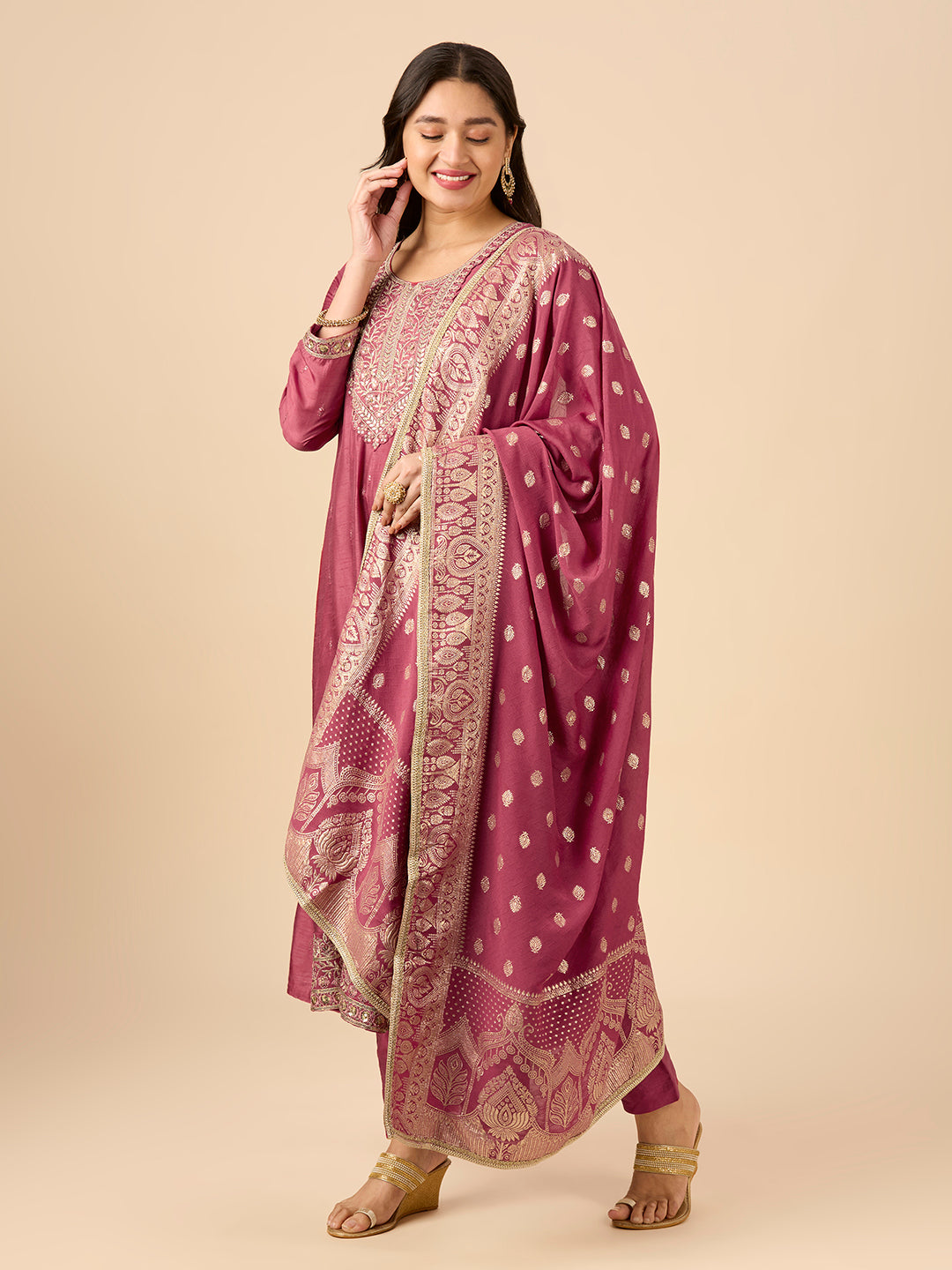 Nia Flair Suit - Roop Darshan