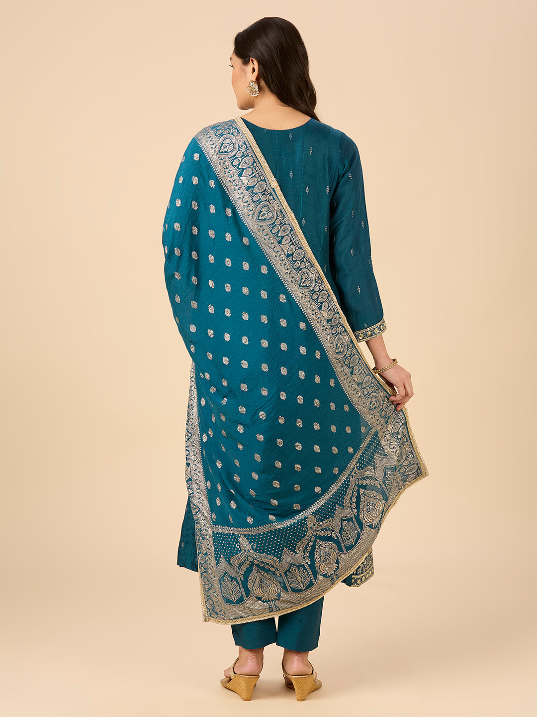 Nia Flair Suit - Roop Darshan