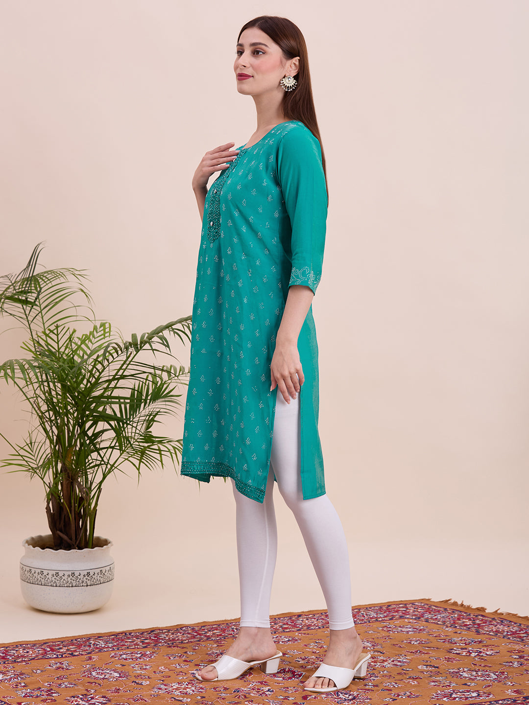 Tisha Kurti