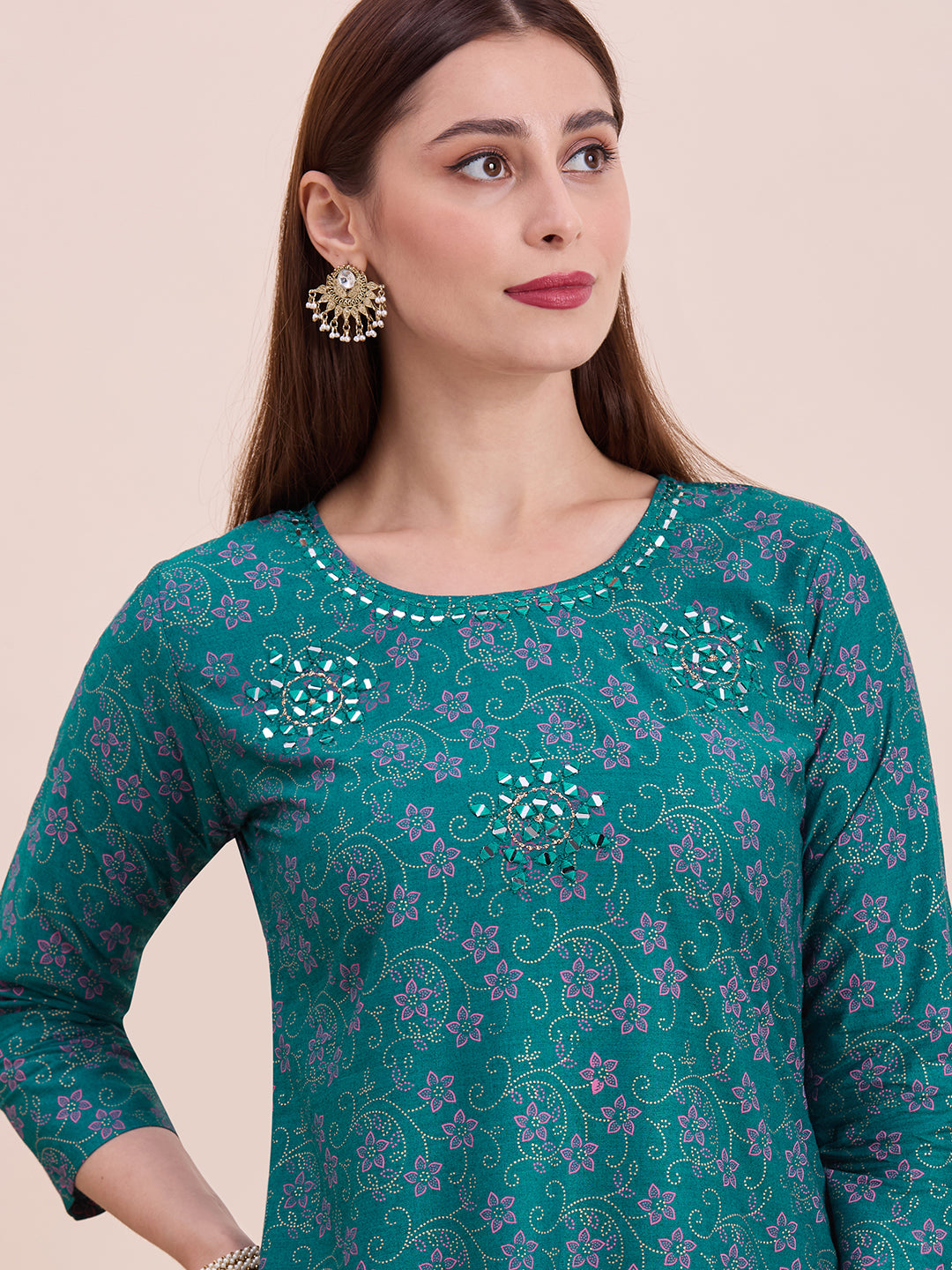 Nisha Kurti