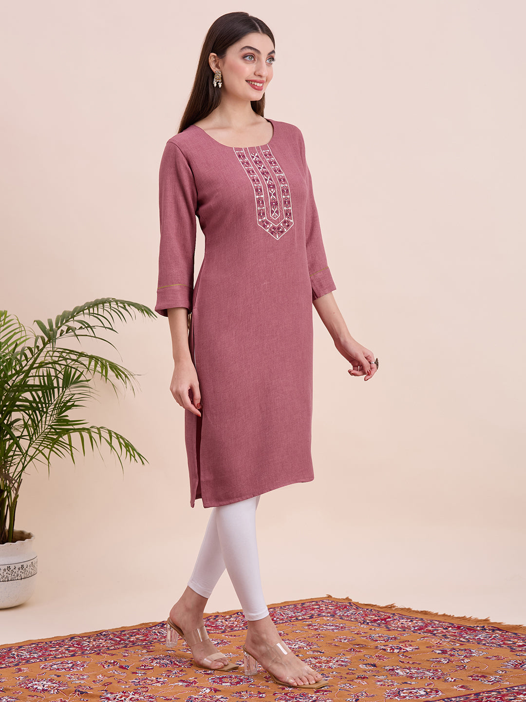 Zoya Kurti - Roop Darshan