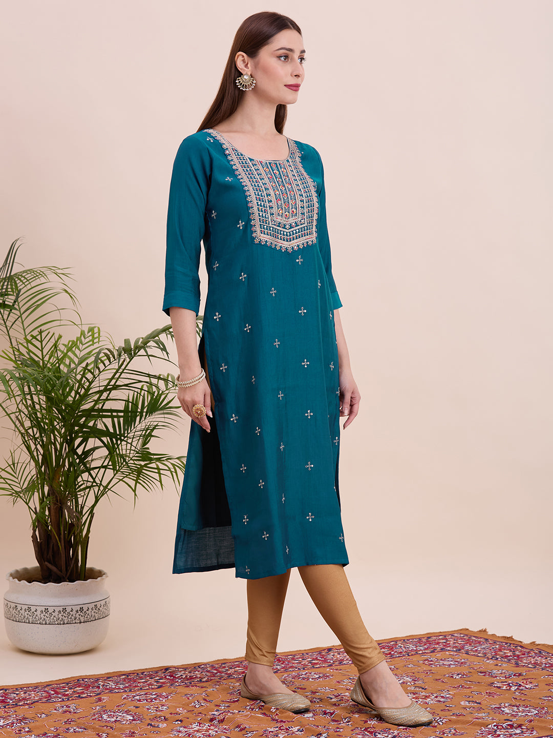 Viana Kurti - Roop Darshan