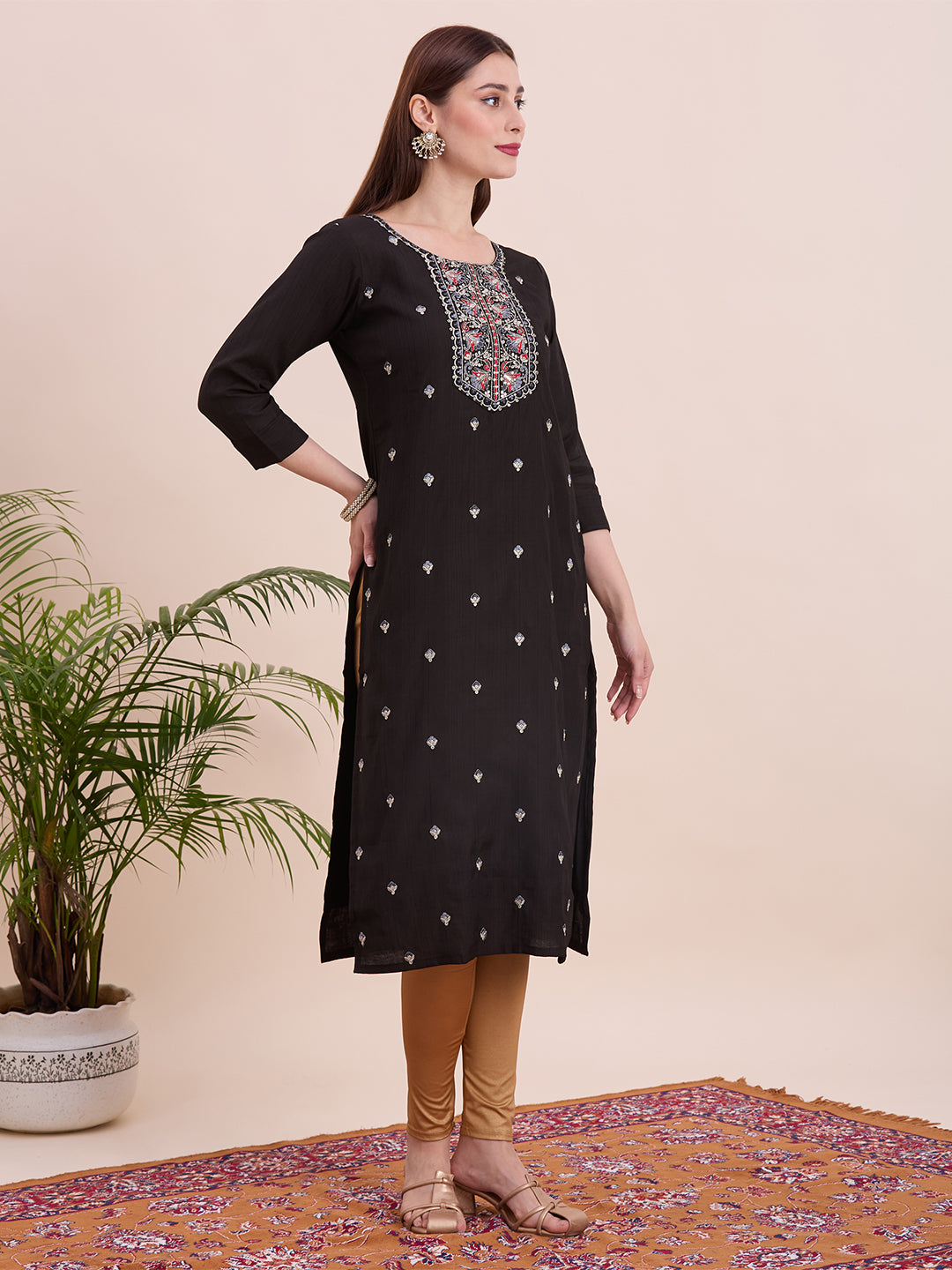 Gisha Kurti - Roop Darshan