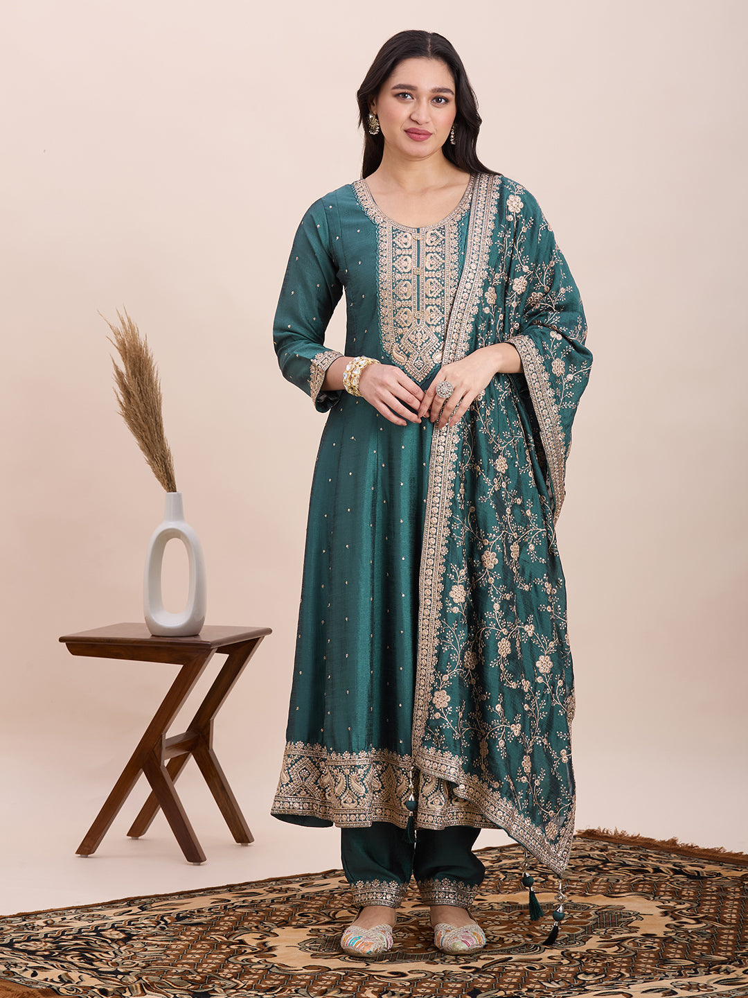 Isha Flair Suit - Roop Darshan
