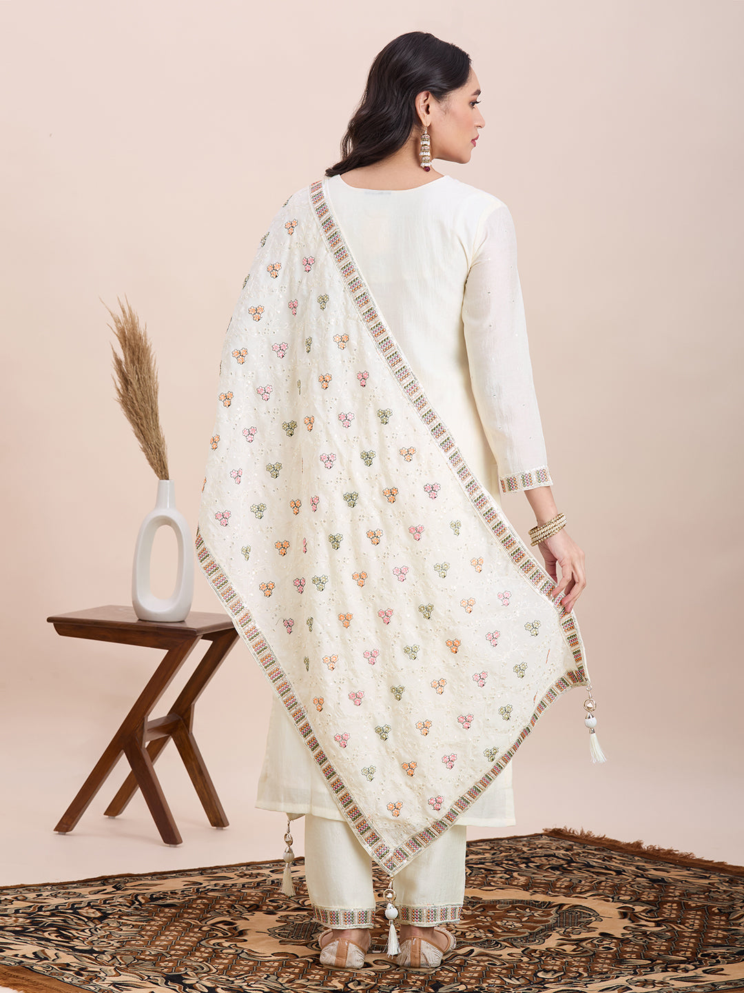 Raha Kamiz & Pant - Roop Darshan