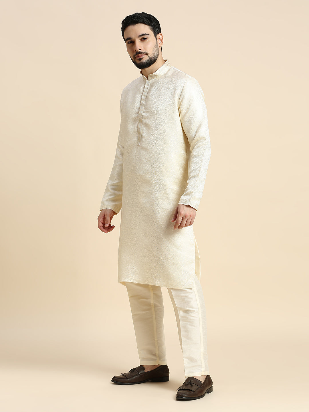 Mens Kurta Set - Roop Darshan