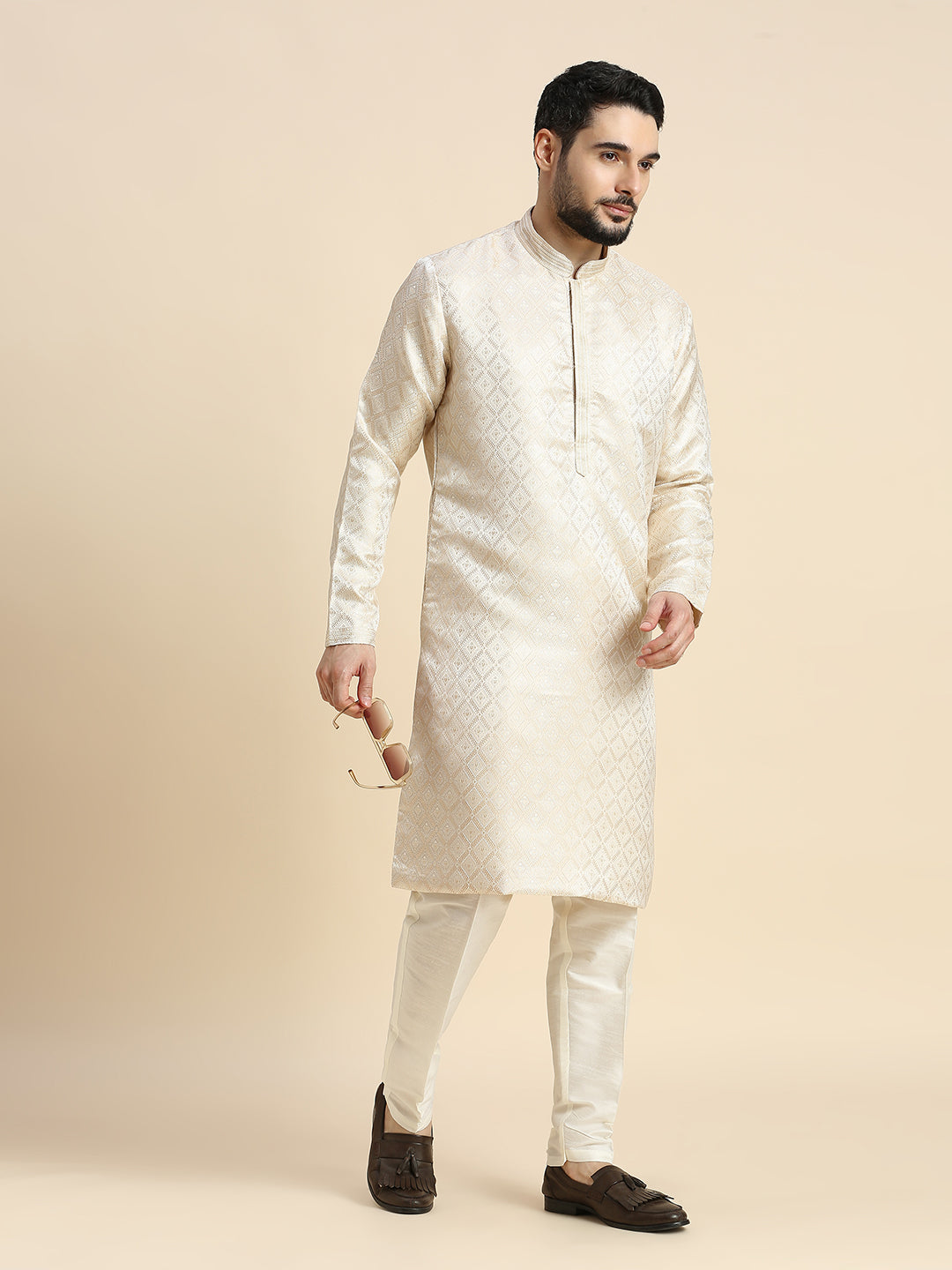Mens Kurta Set - Roop Darshan