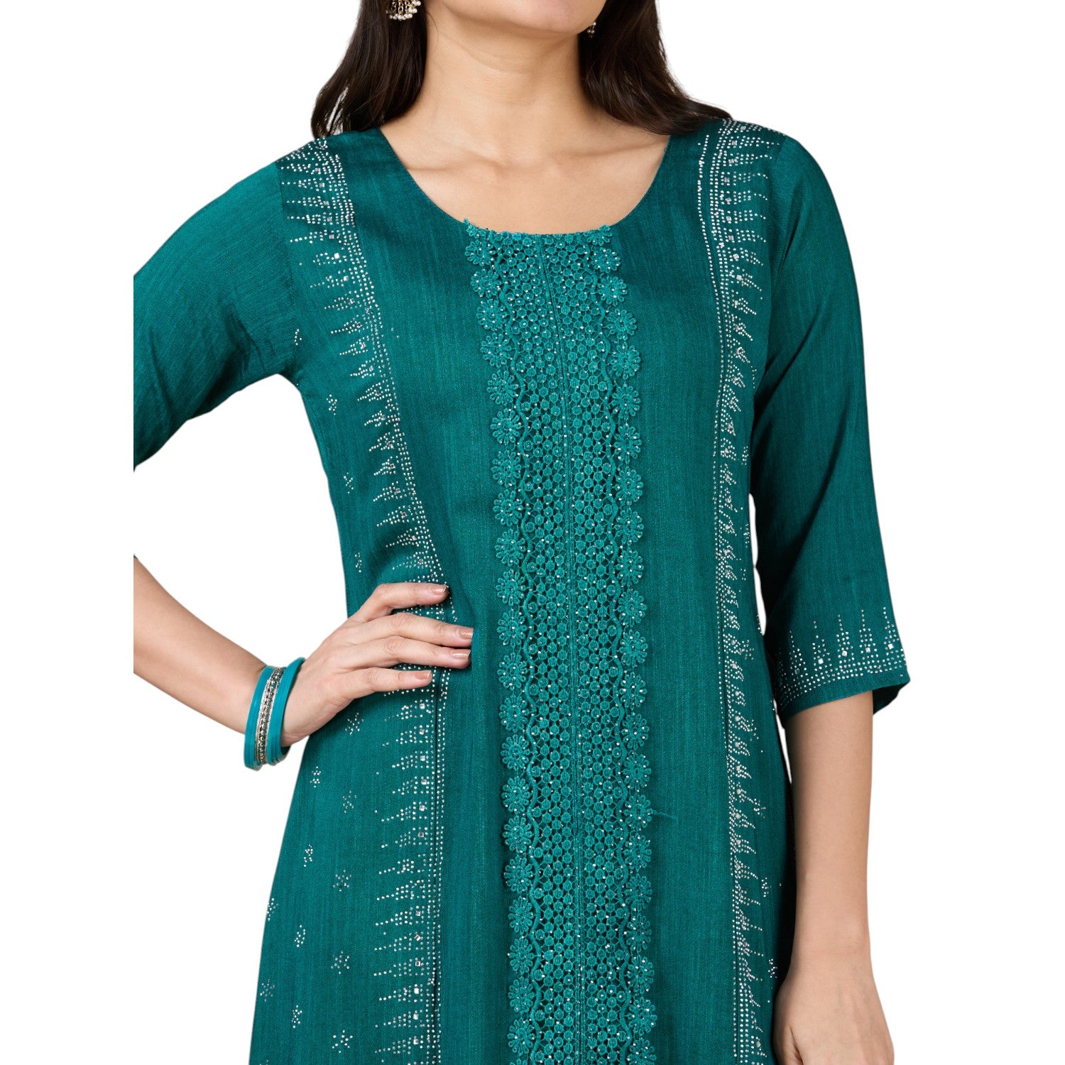 Aarohi Kurti