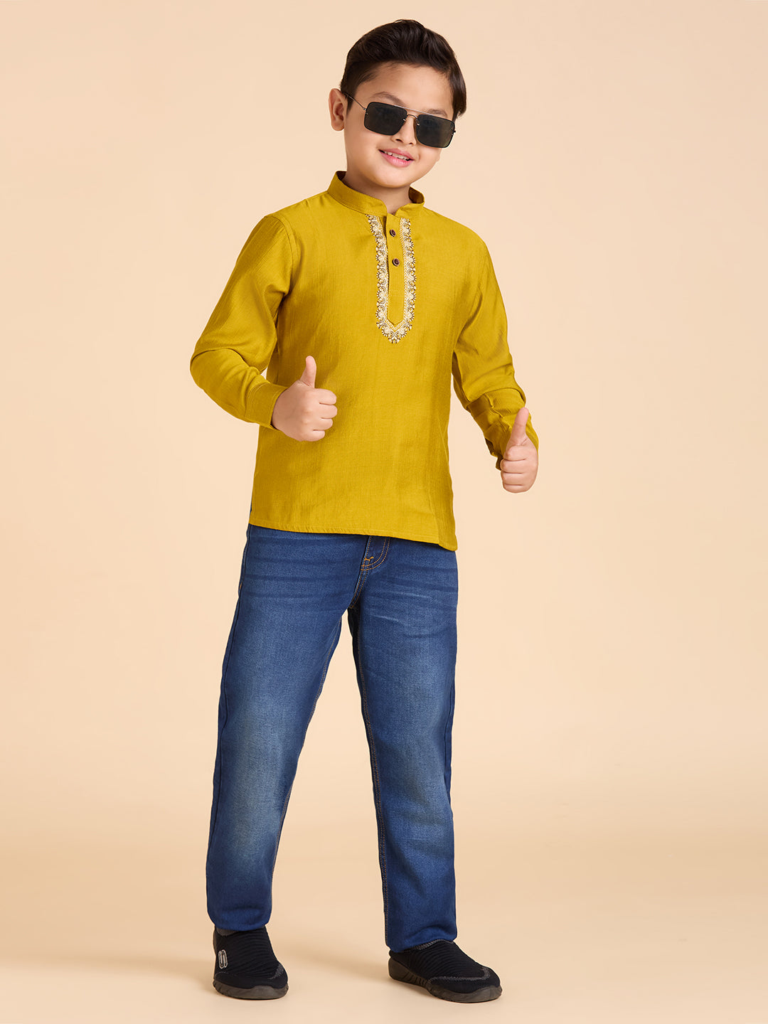Boys Kurta - Roop Darshan