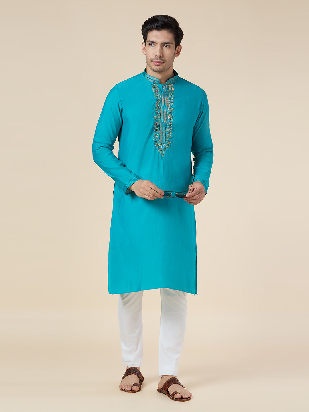 Mens Kurta Set - Roop Darshan