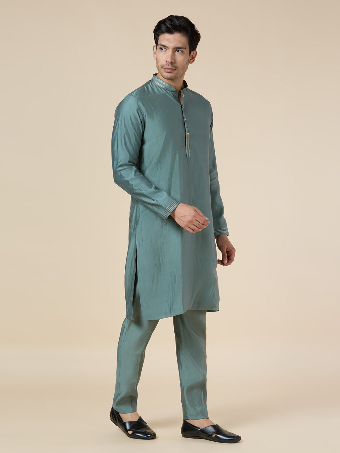 Mens Kurta Set - Roop Darshan
