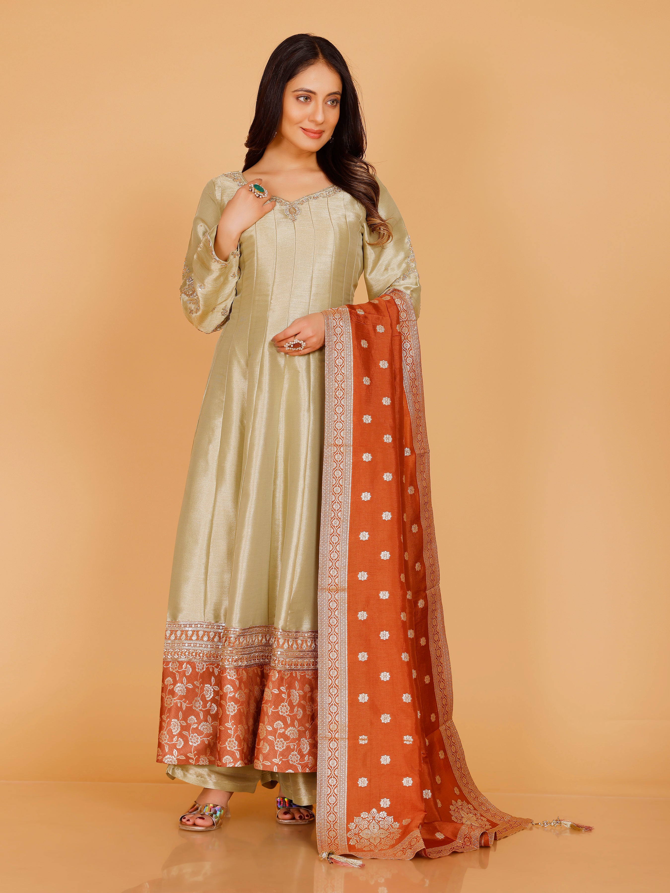 Kareena Kamiz & Pant