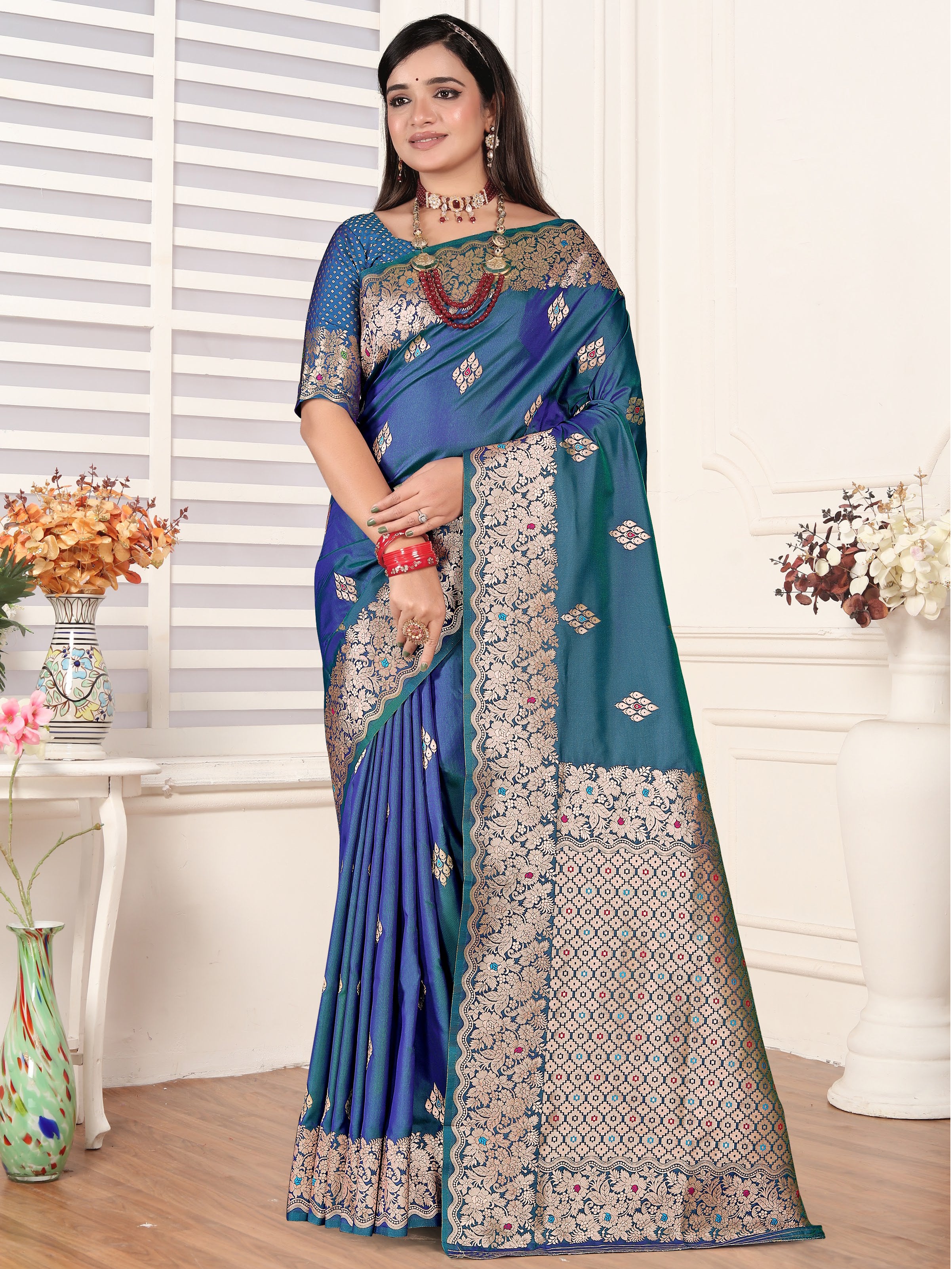 Kinnari Saree - Roop Darshan