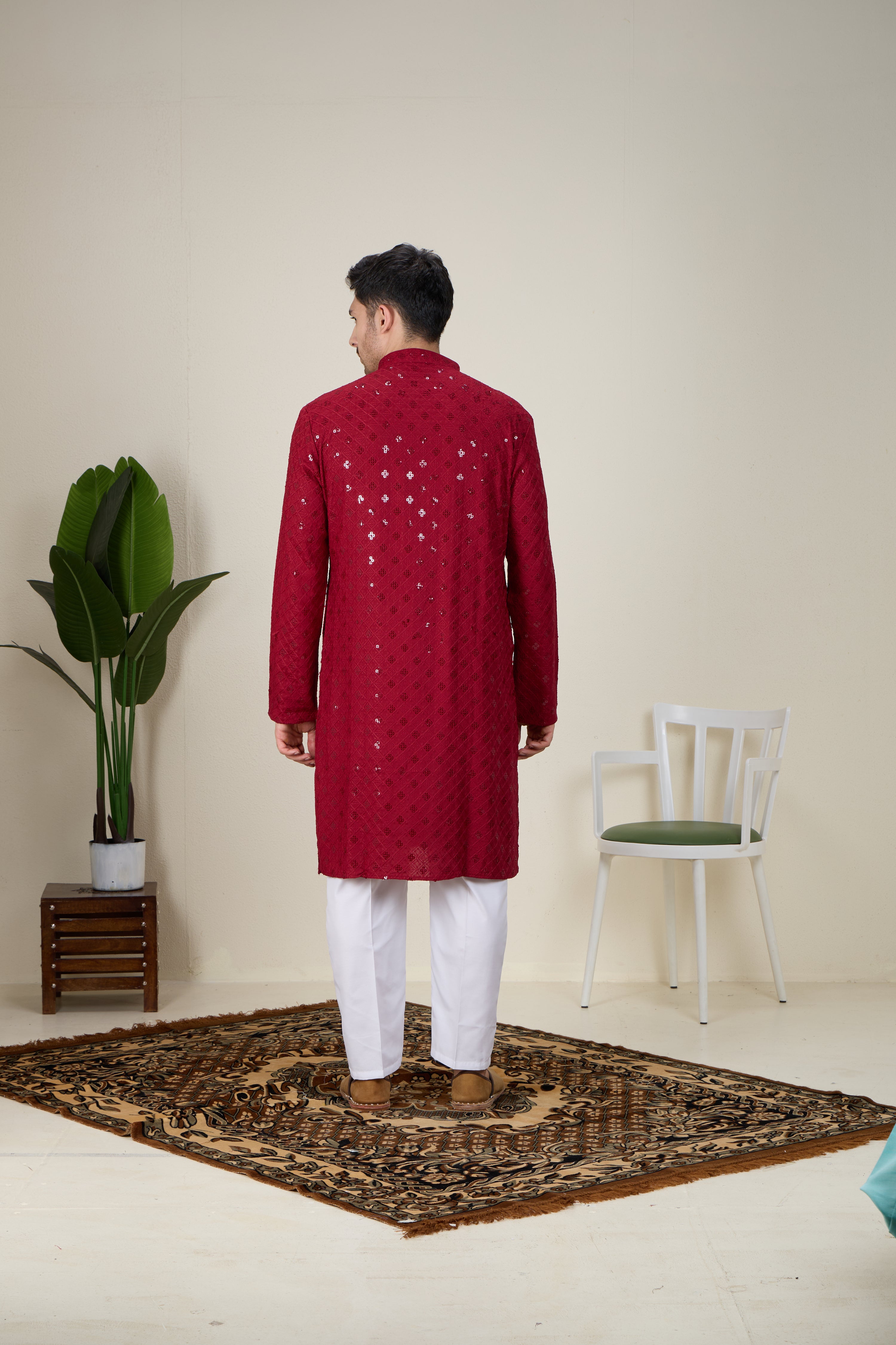 Mens Embroidered Kurta Set