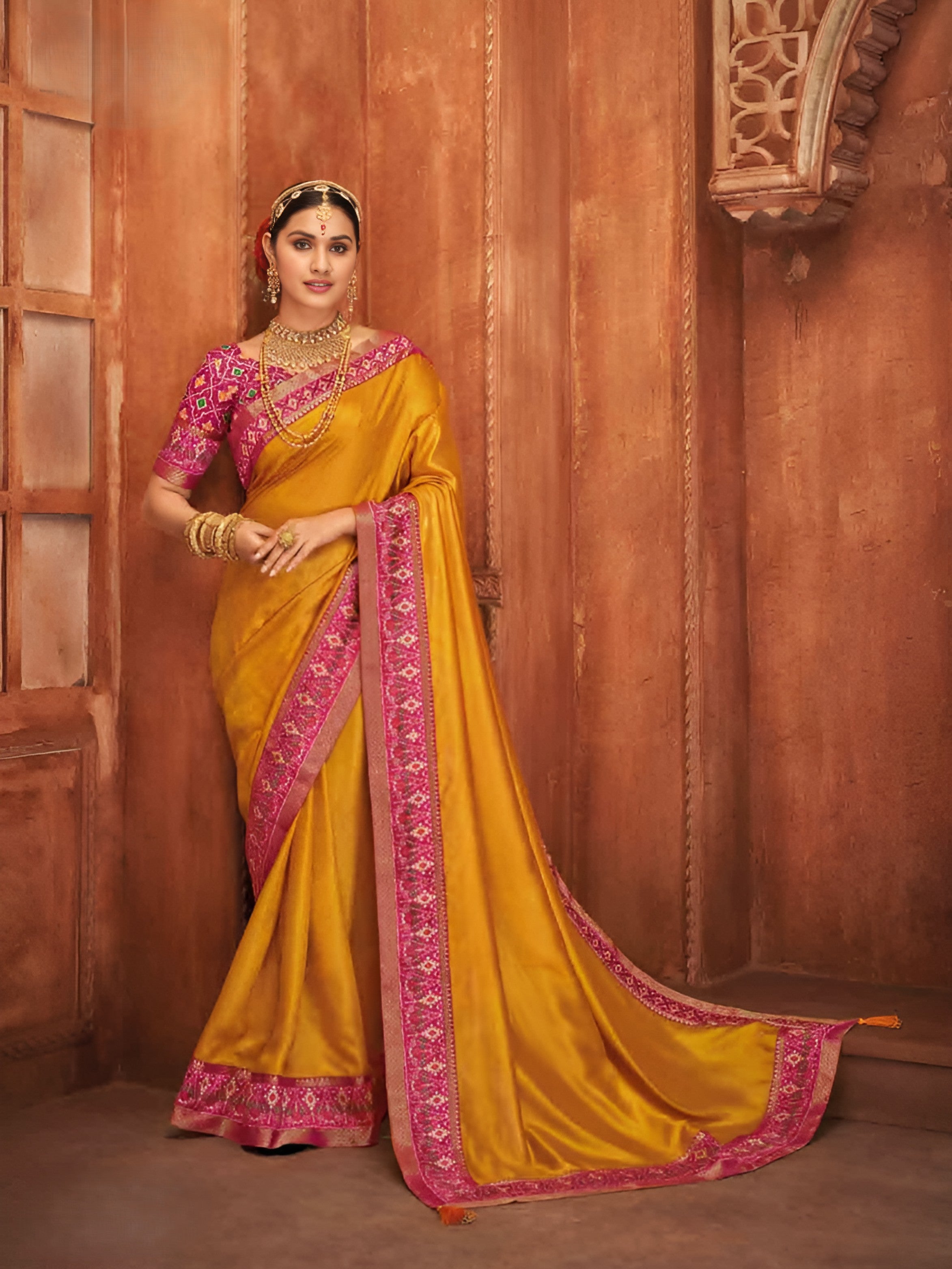 Mistha Saree - Roop Darshan