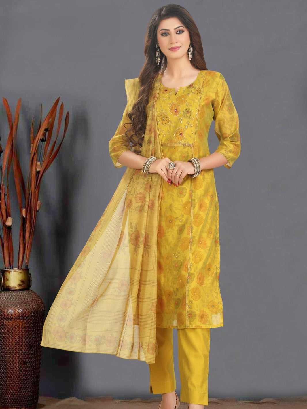 Prisha Kamiz & Pant - Roop Darshan